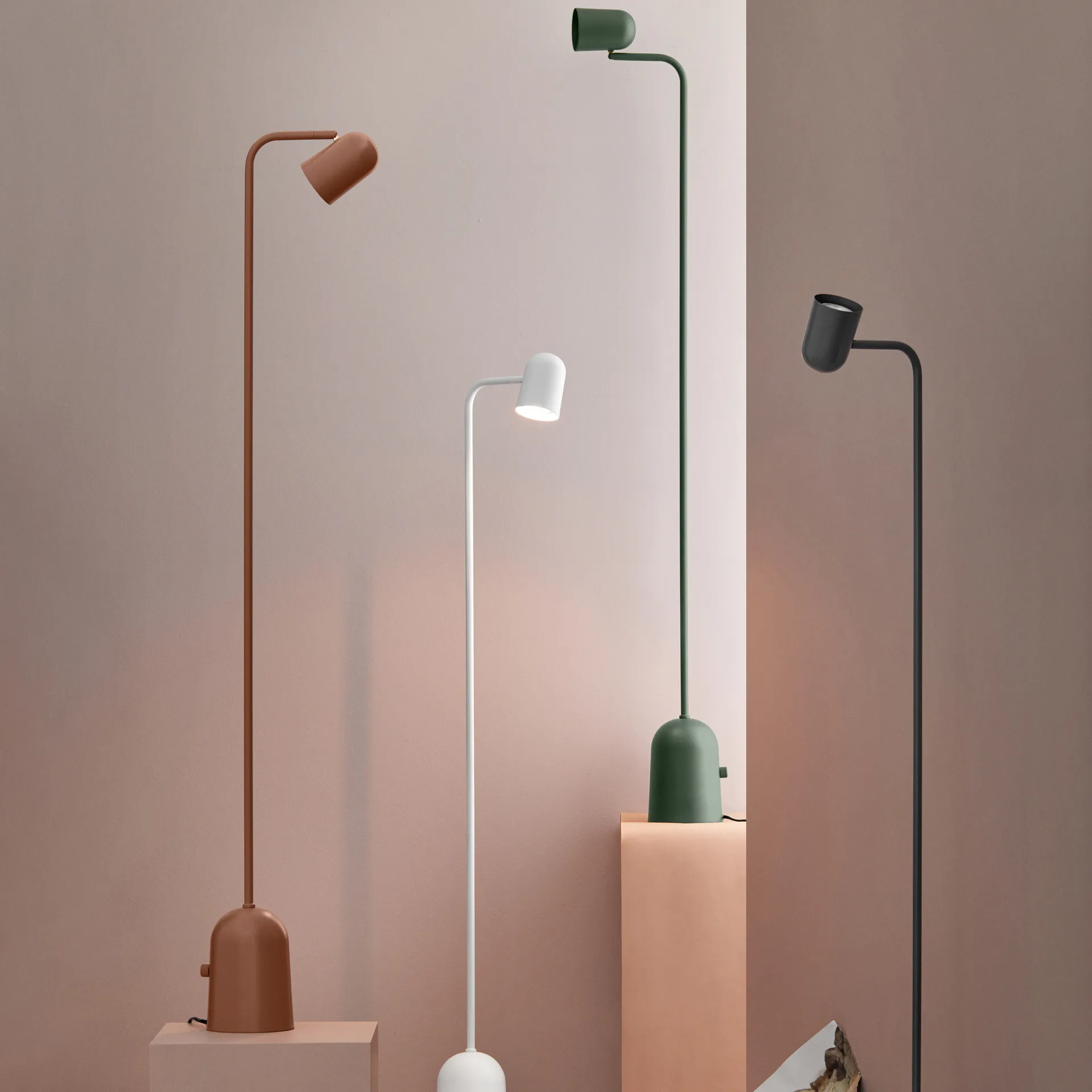 Lampa podłogowa Buddy, Dark grey Northern