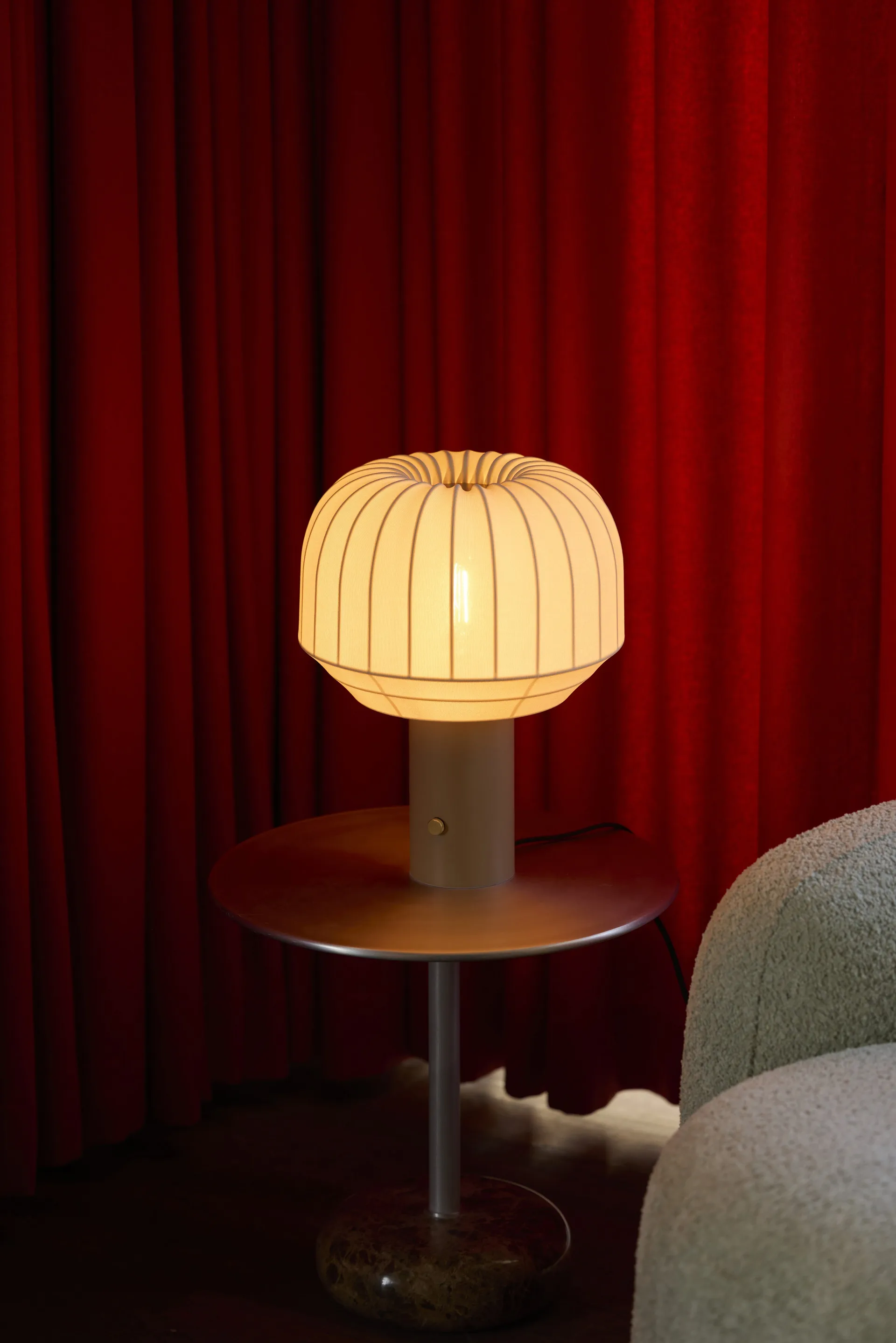 Lampa stołowa Tradition 39 cm, White Northern