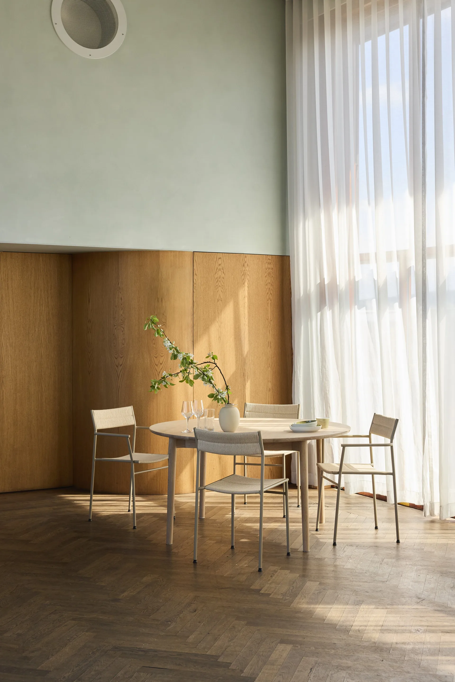 Stół rozkładany Expand  Ø140 cm, Jasnoolejowany dąb Northern