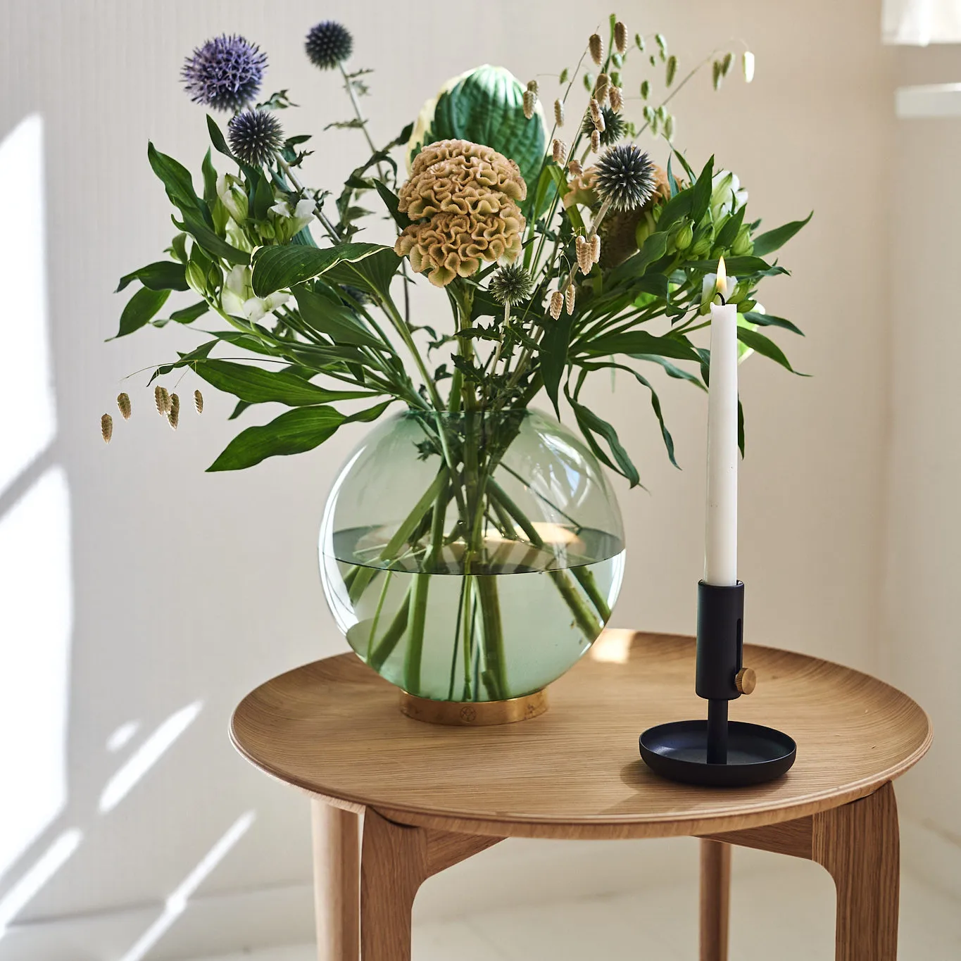 Świecznik Granny niski, czarny Northern