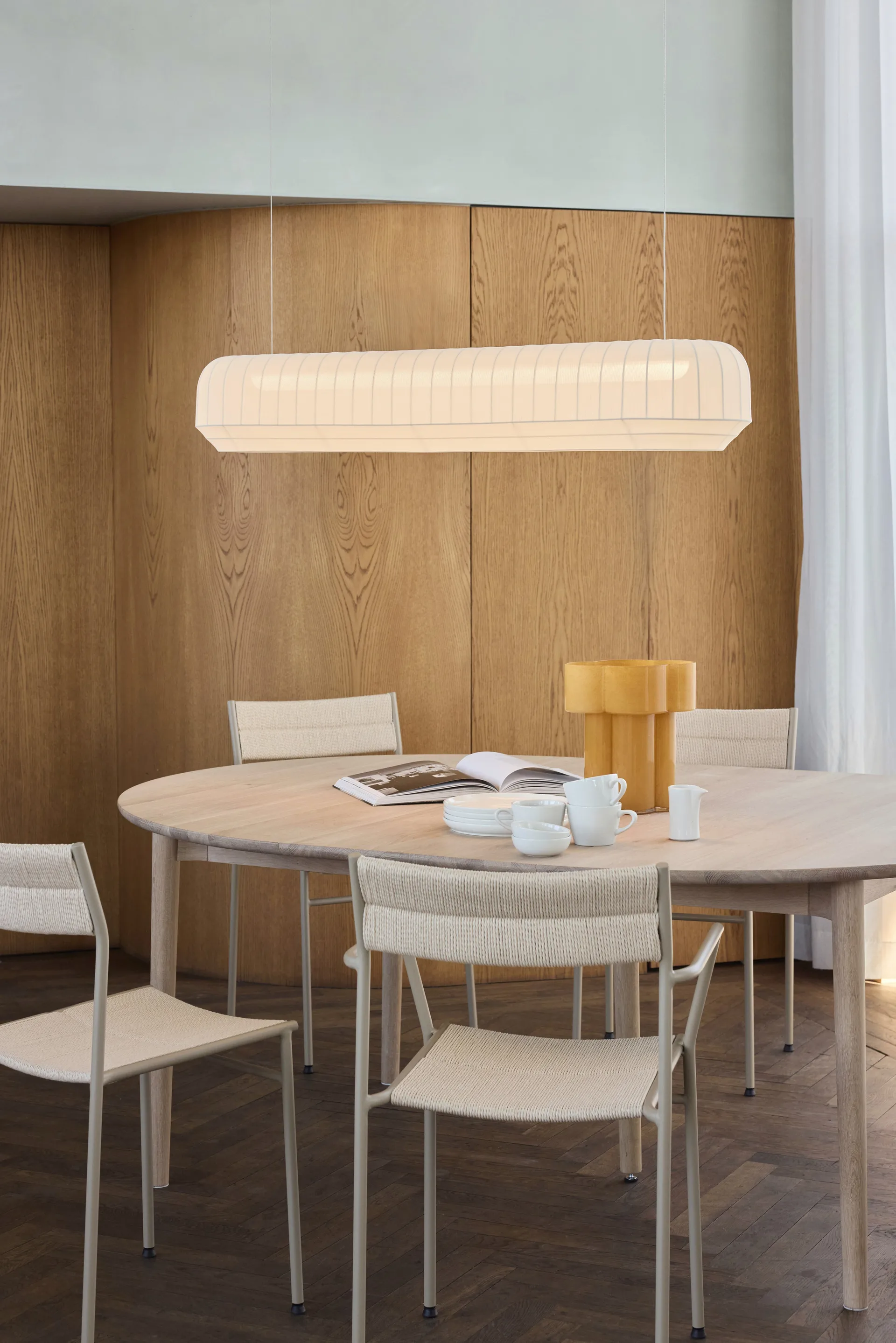 Wisząca lampa Tradition linear 120 cm, White Northern