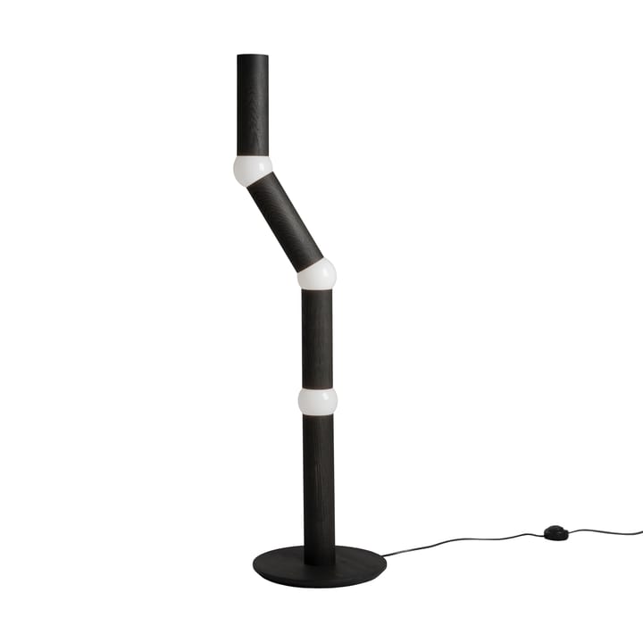 Lampa podłogowa Lightbone o wysokości 124,3 cm - Czarny dąb - Oblure