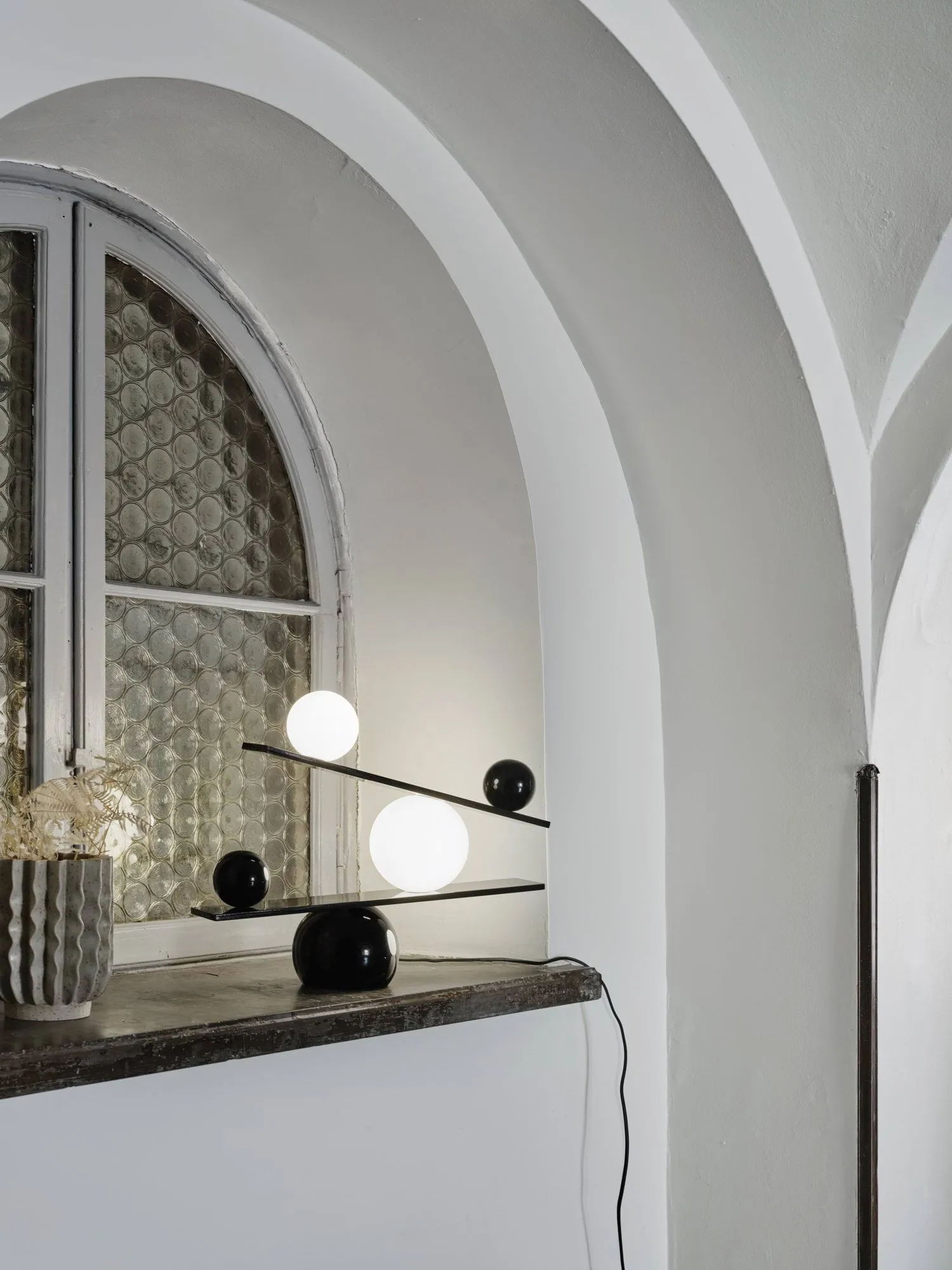Lampa stołowa Balance, Black, v2 Oblure
