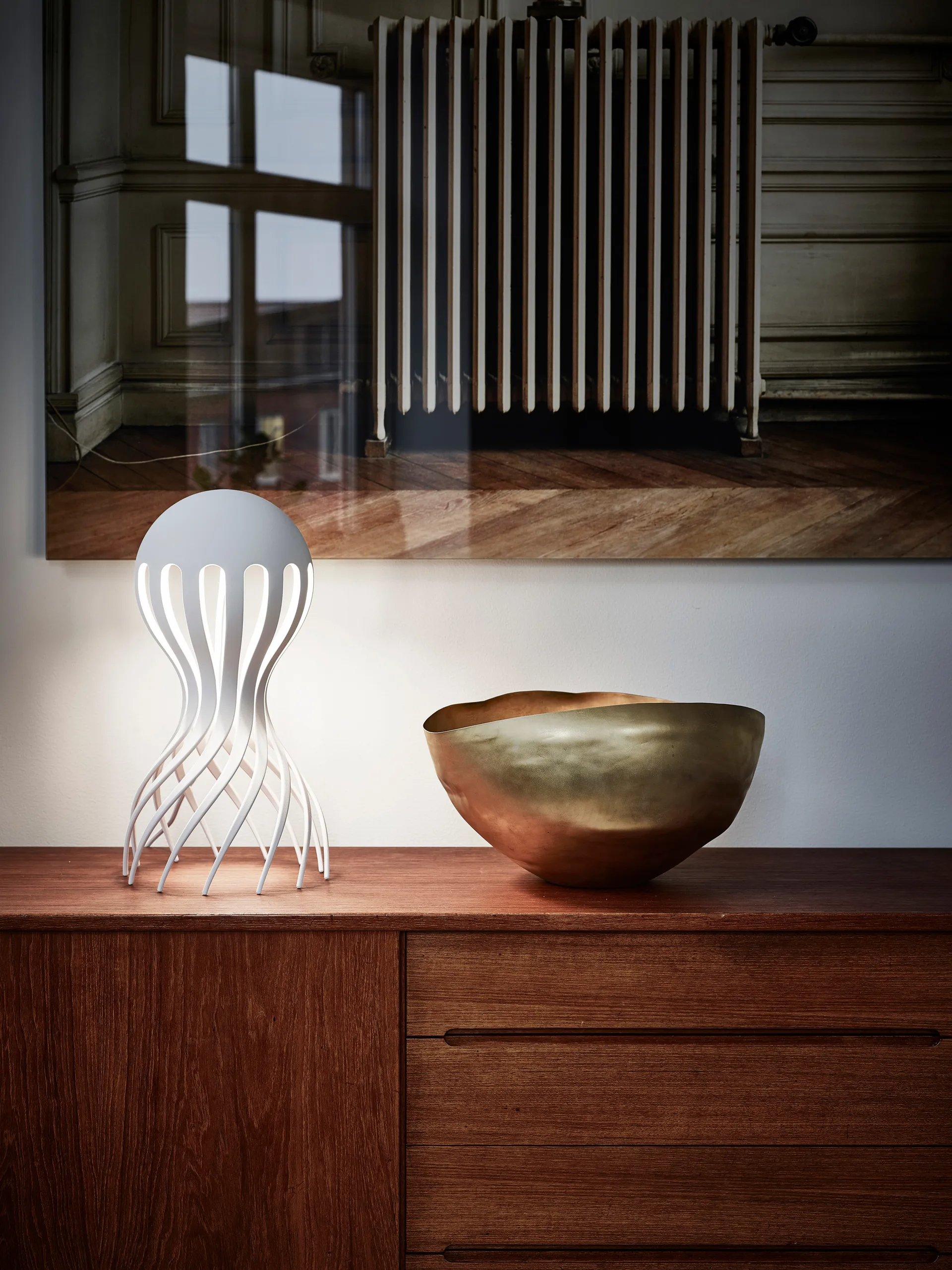 Lampa stołowa Cirrata o wysokości 44,4 cm., Biały Oblure