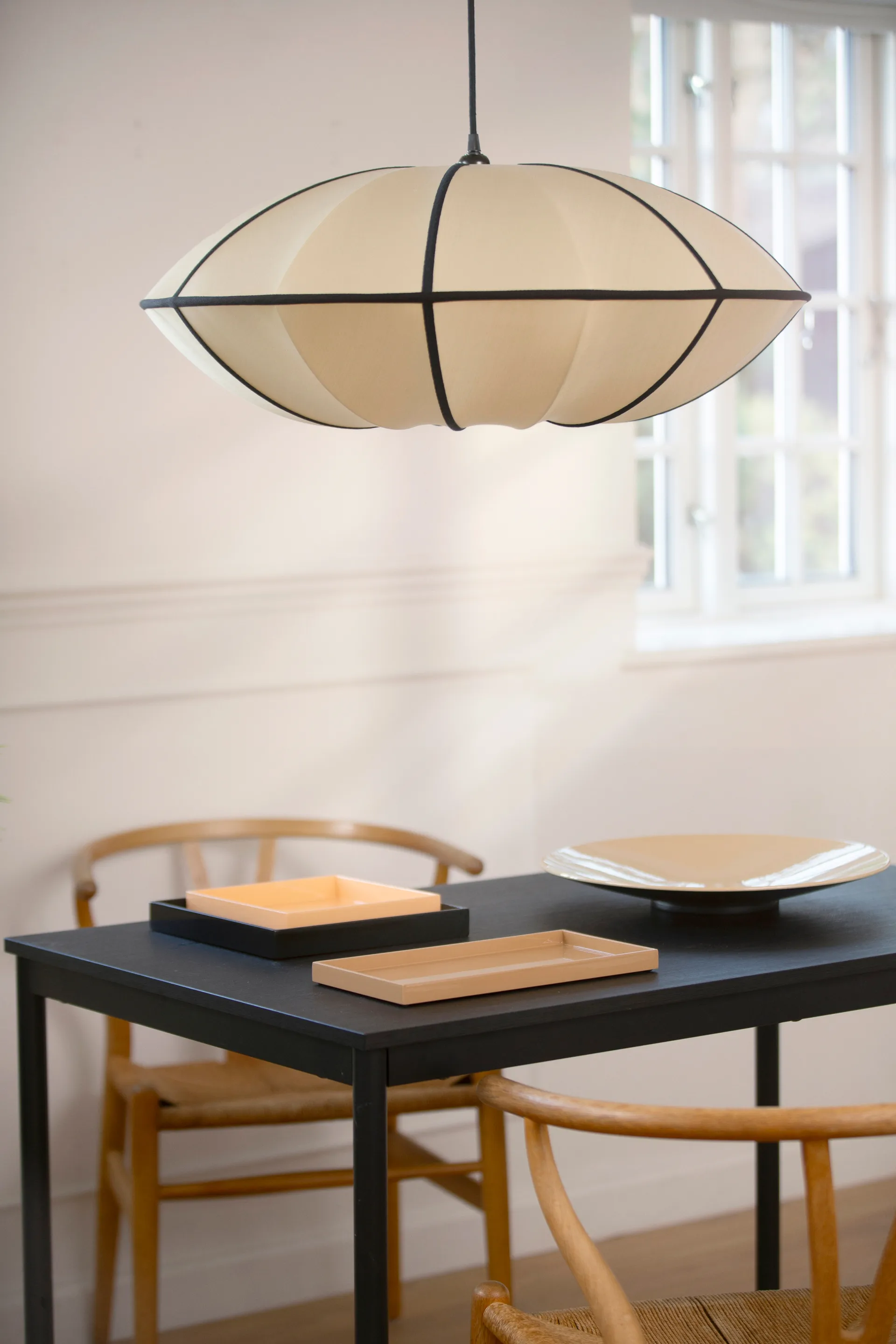 Abażur Indochina Classic UFO, Kit-black Oi Soi Oi