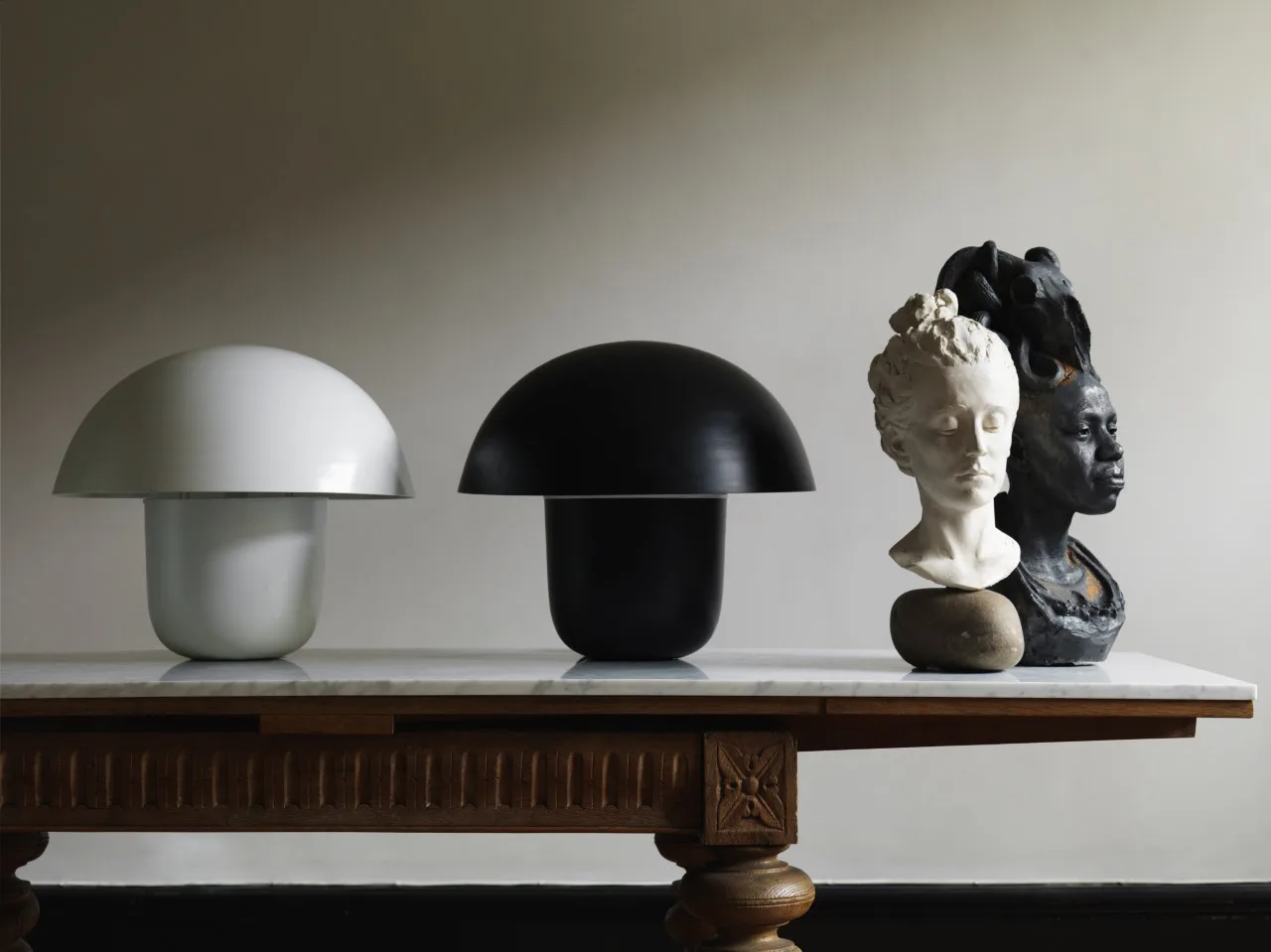 Carl-Johan lampa stołowa Ø50 cm, biały Olsson & Jensen