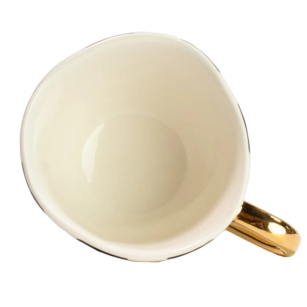 Filiżanka Doris, Czarno-biało-złota Olsson & Jensen