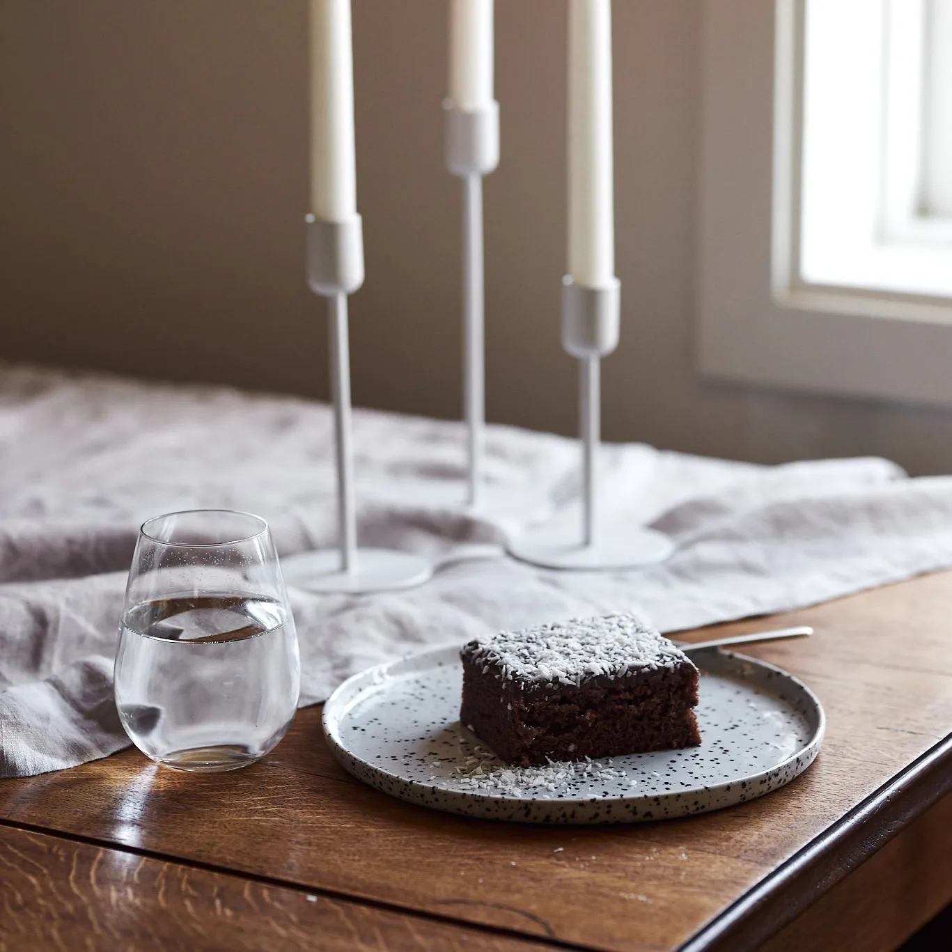 Talerz Poppi 21 cm, Czarnobiały Olsson & Jensen