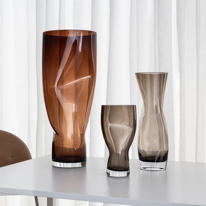 Wazon Squeeze, Sunset brown Orrefors