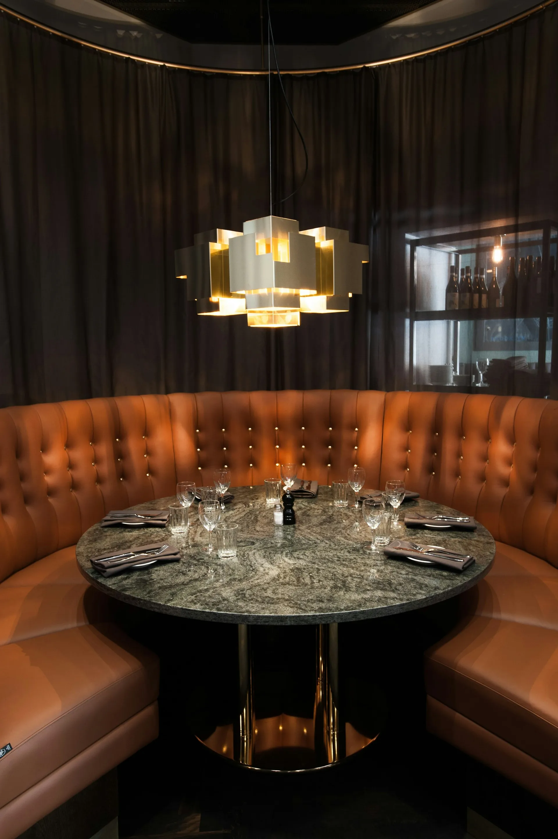 Skyline lampa wisząca, mosiądz, średni Örsjö Belysning