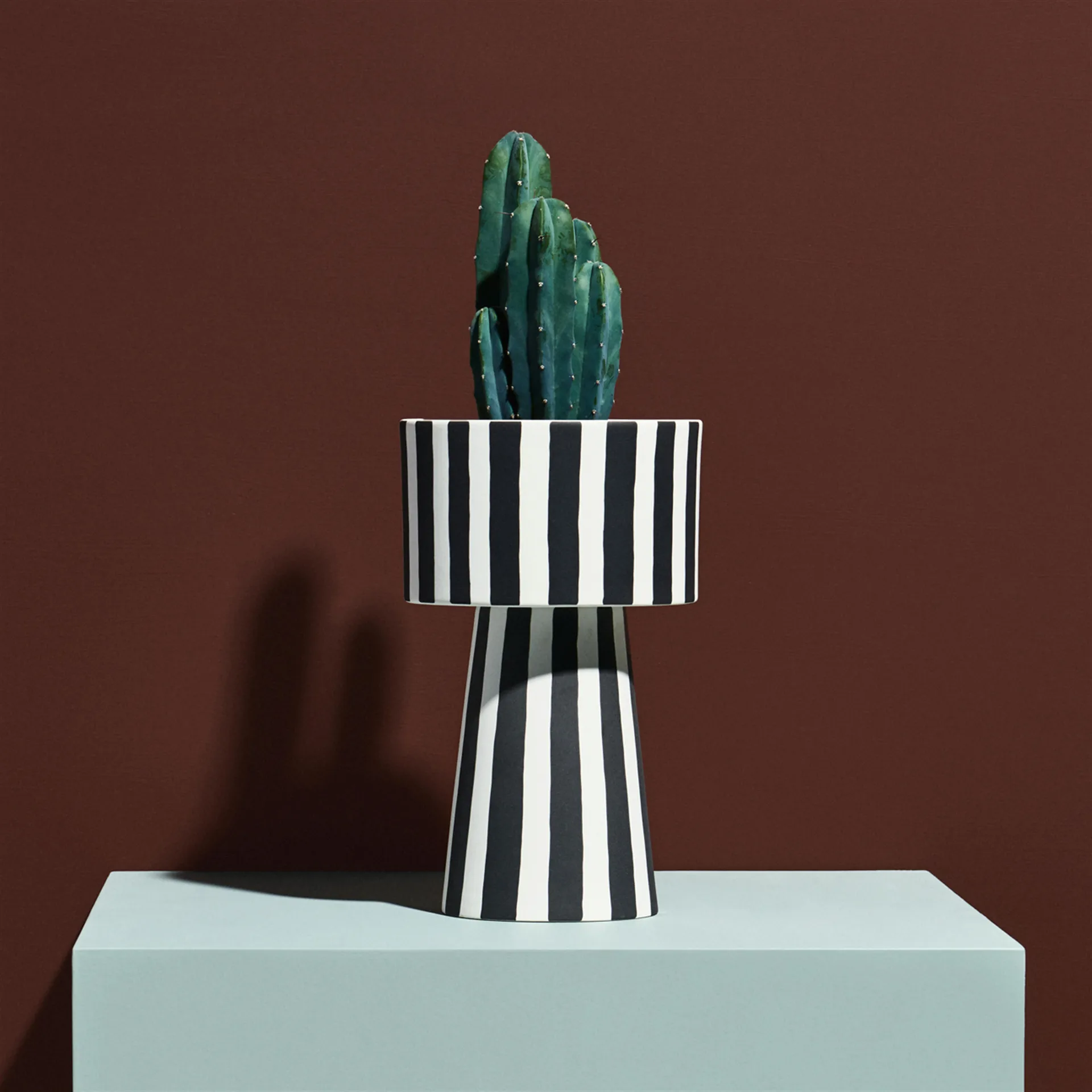 Doniczka Toppu Ø15 cm, czarny - biały OYOY