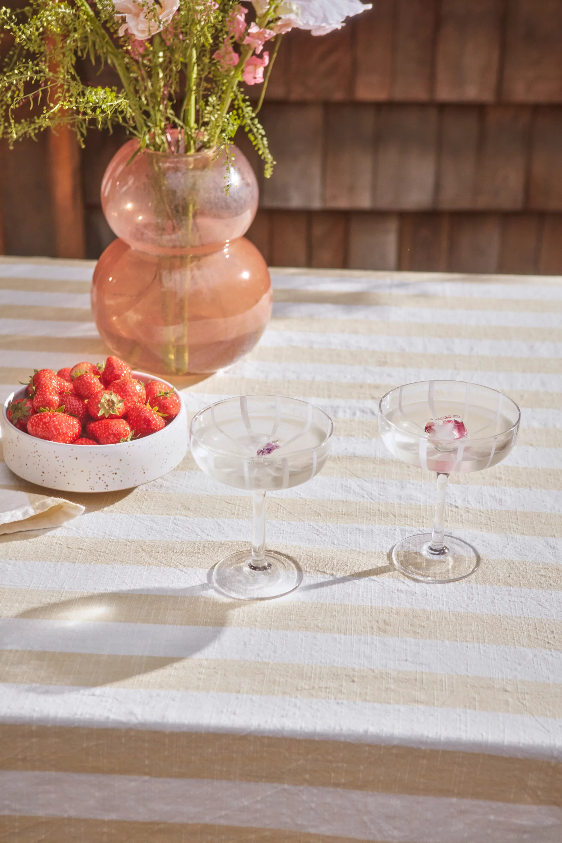 Kieliszek do szampana Mizu coupe 2-pak, Clear OYOY