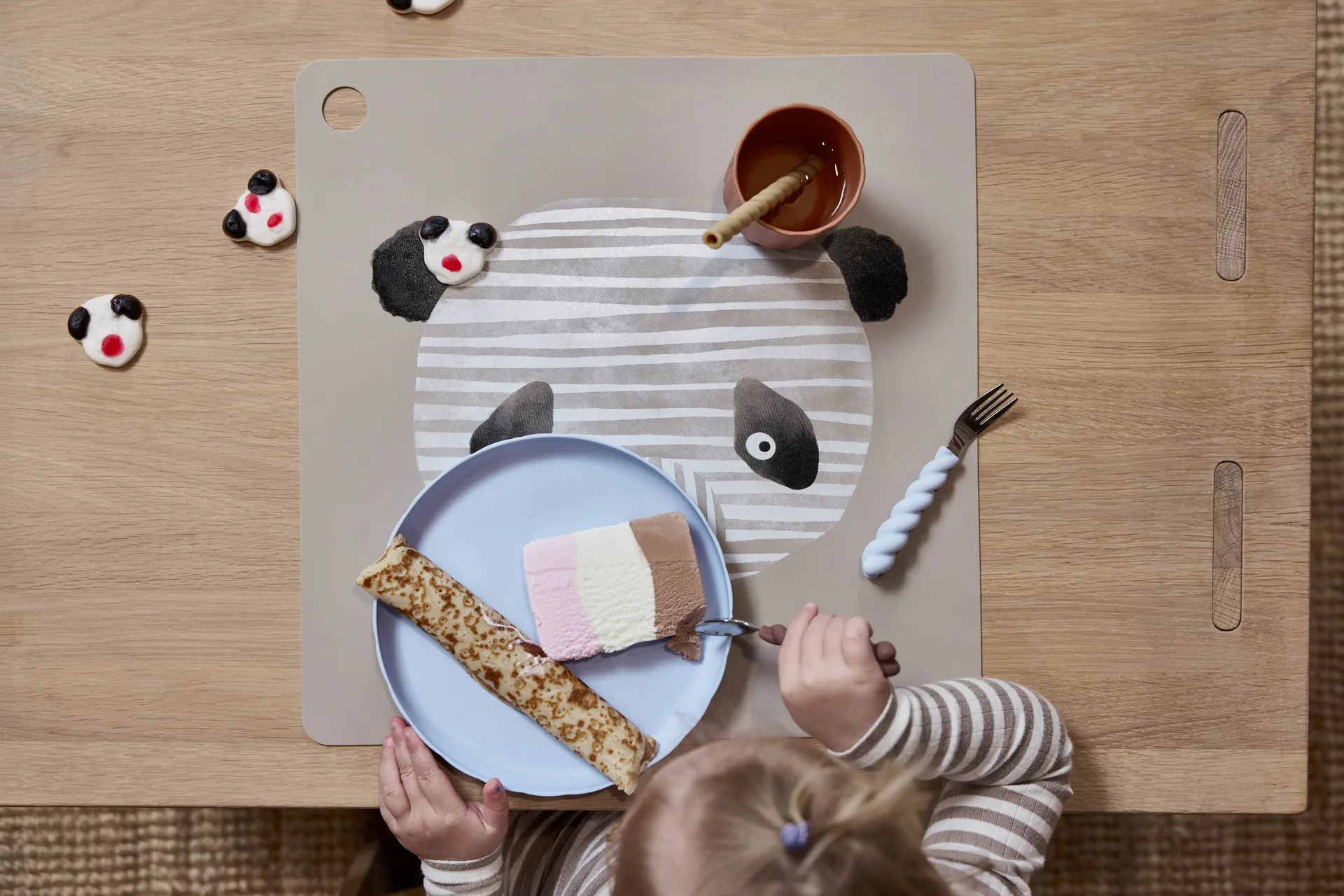 Mata stołowa OYOY mini, Lun Lun OYOY