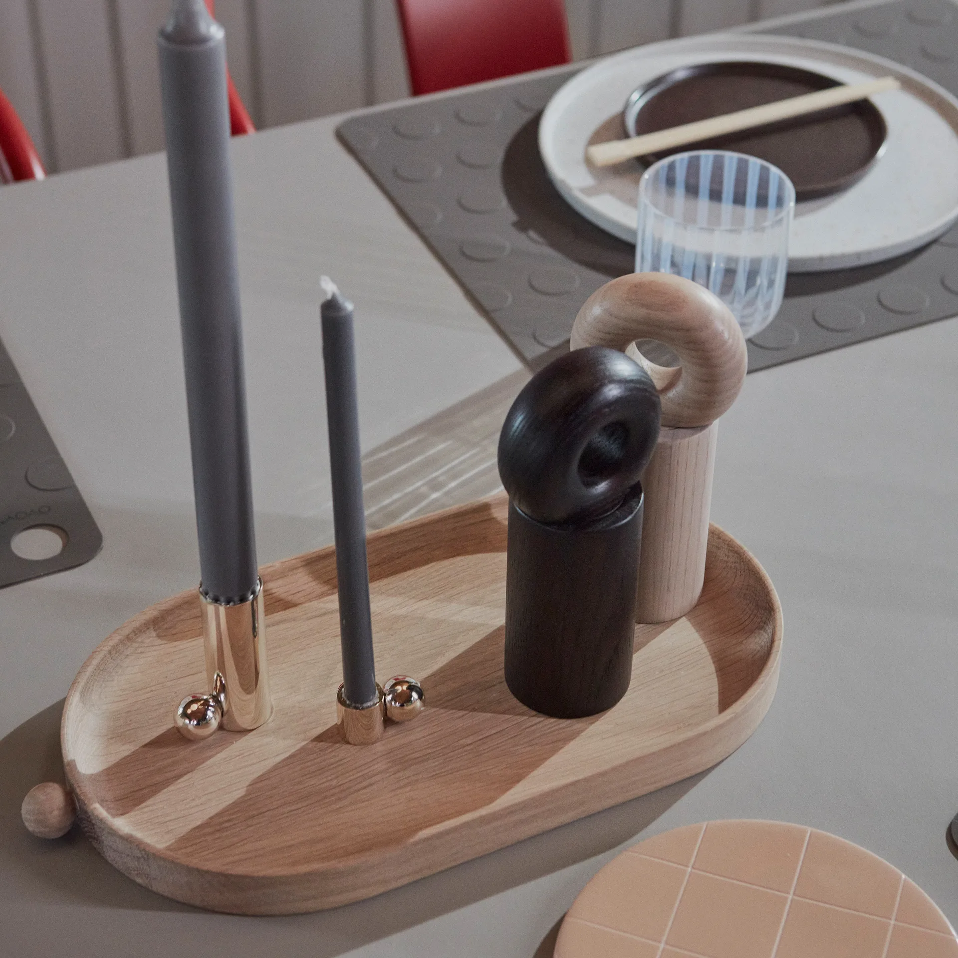 Młynek do przypraw Hoop, Dark OYOY