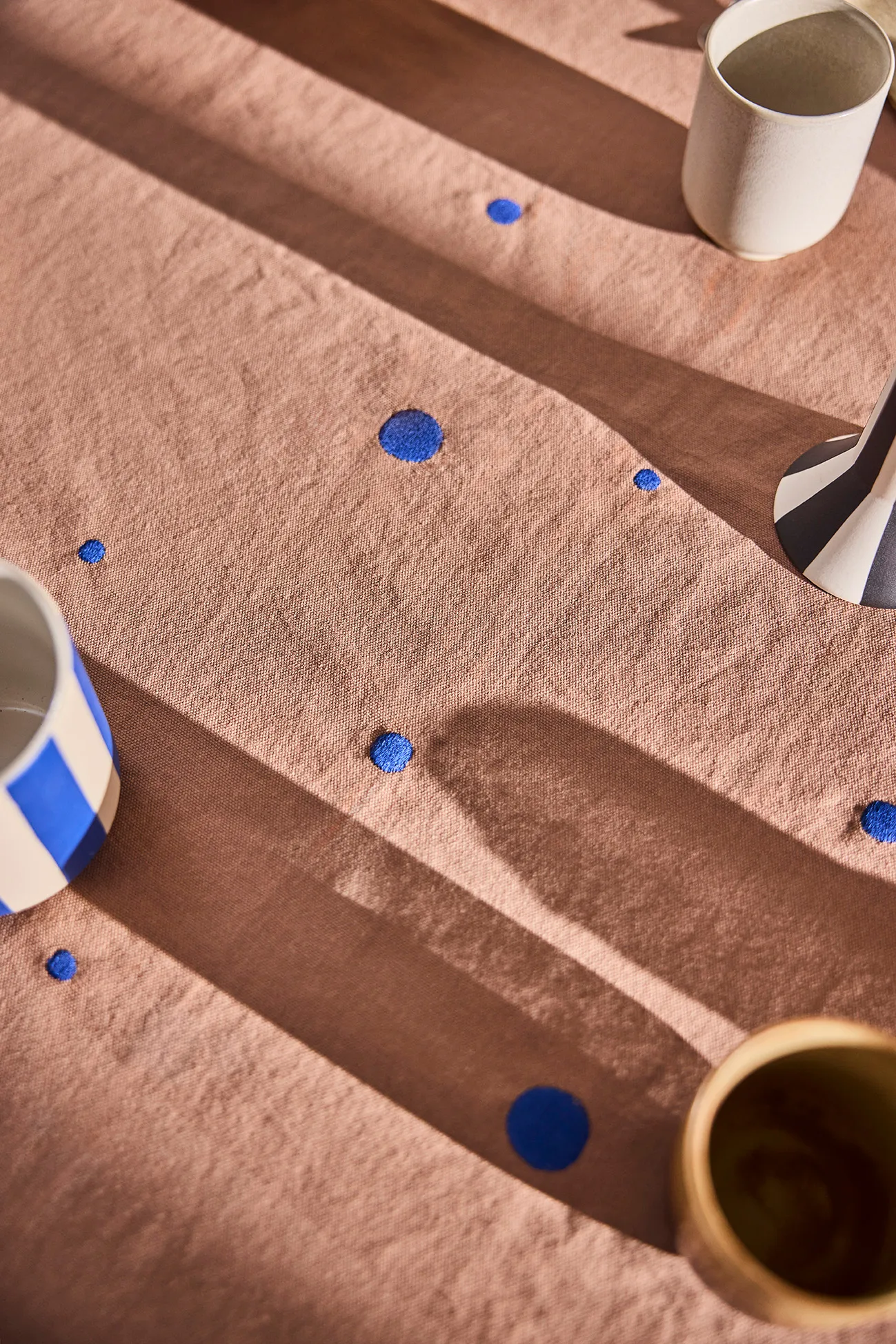 Obrus Nori 140x200 cm, Terracotta-optic blue OYOY