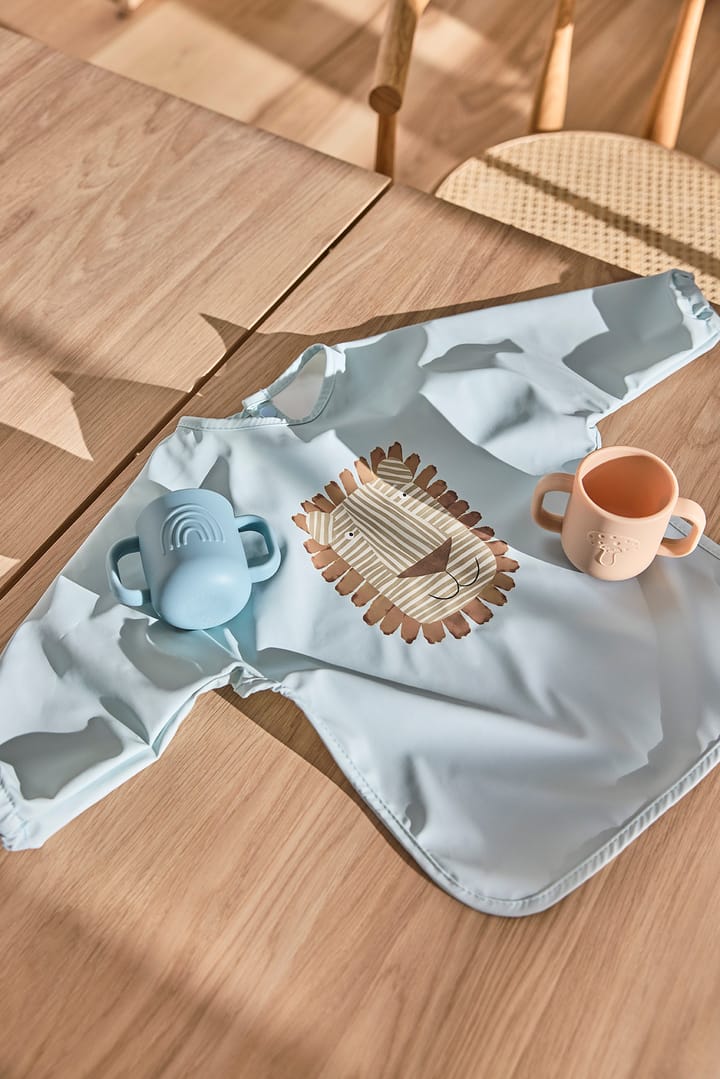 Śliniak z rękawami Lobo Lion, Ice blue OYOY