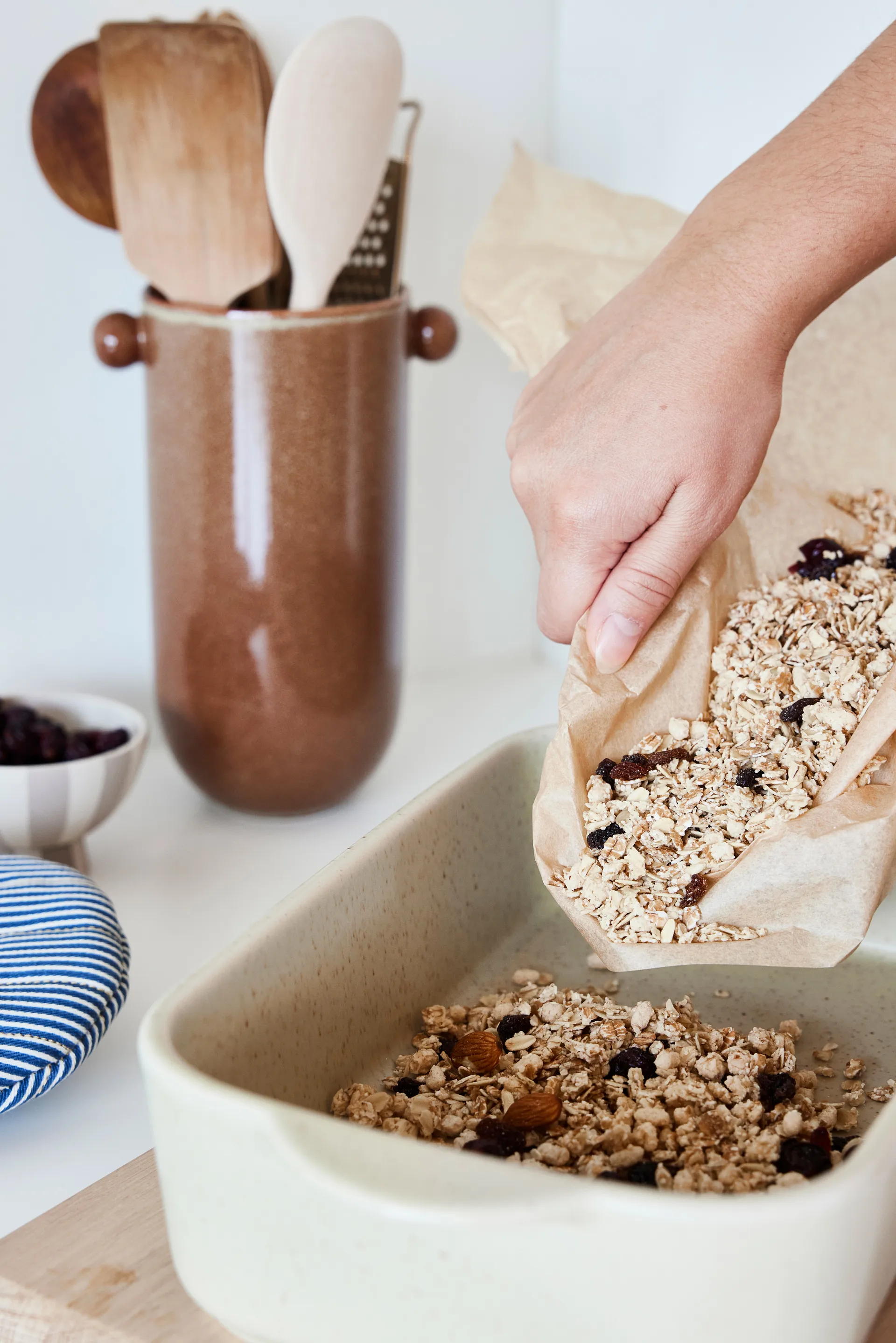 Yuka naczynie żaroodporne 17,5x32 cm, Reactive Olive OYOY