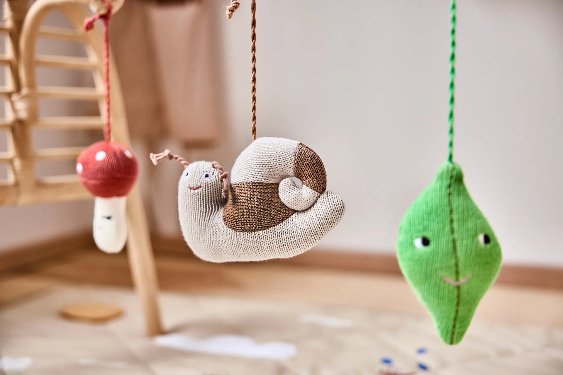 Zabawki do babygym Forest play, Brown-green-red OYOY