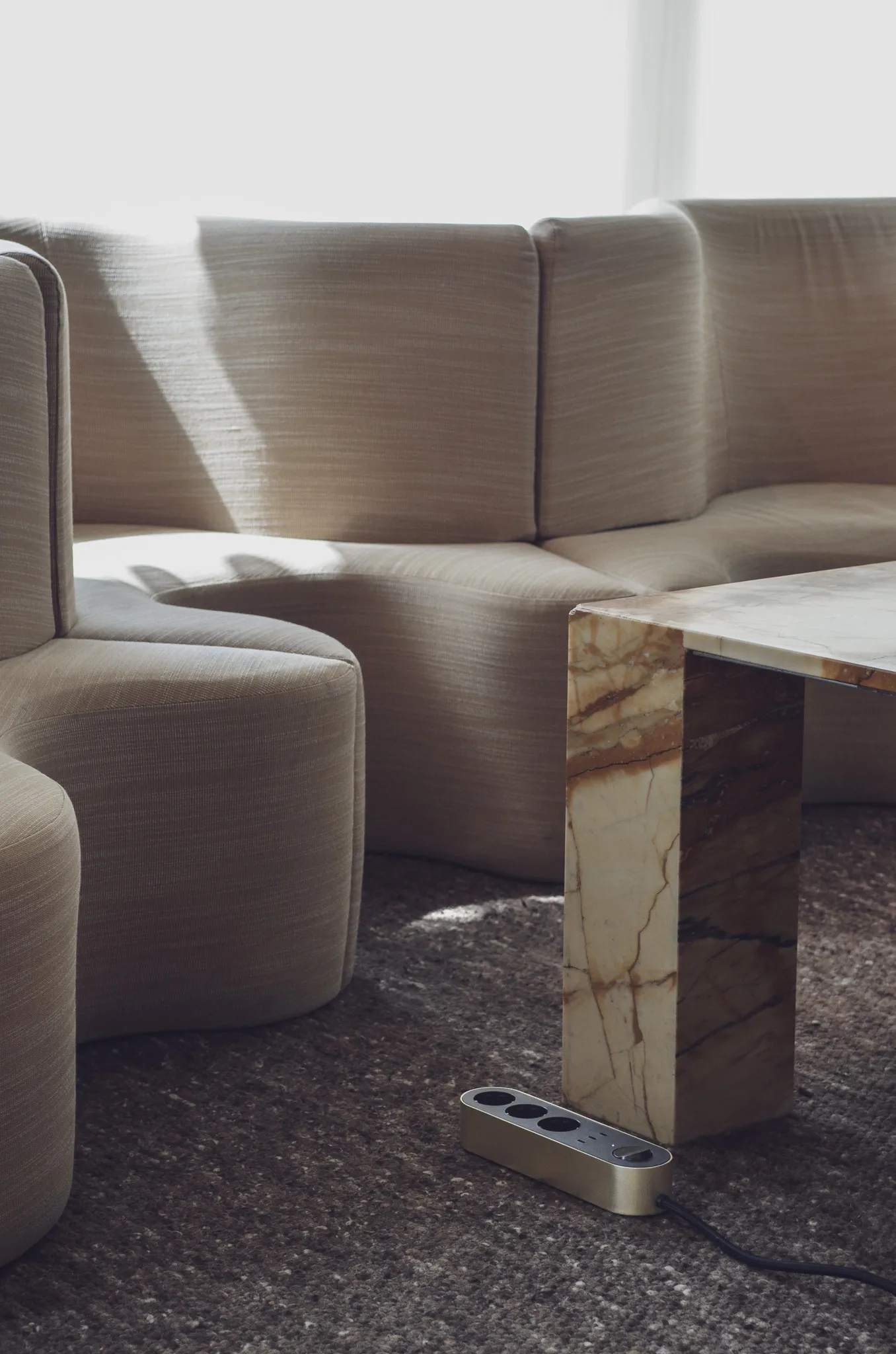 Przedłużacz Edgar Power Bar, Satin brass palett3