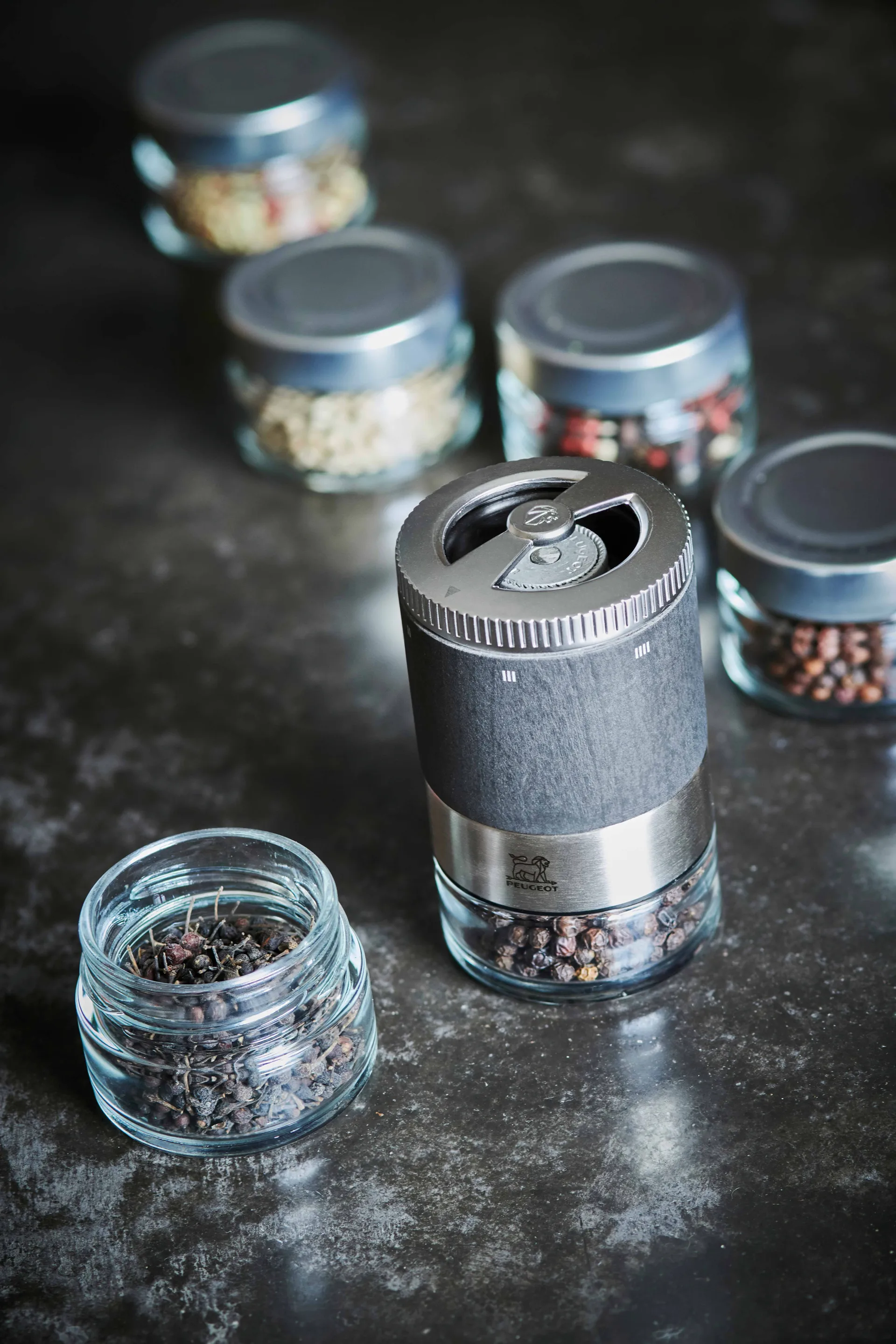 Młynek do pieprzu Maestro 11 cm, Graphite Peugeot