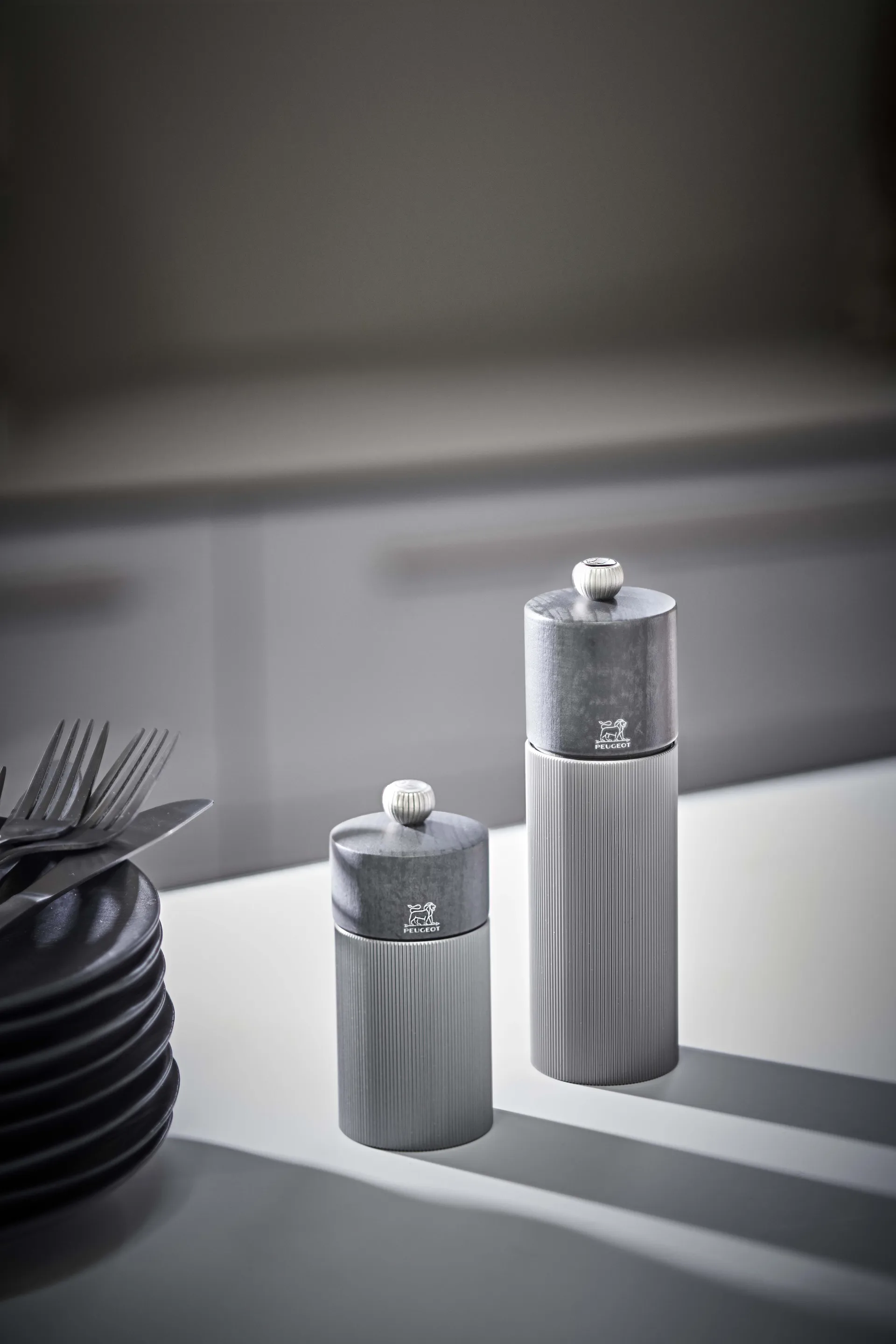 Młynek do soli Line Natural 18 cm, Wood-aluminium Peugeot