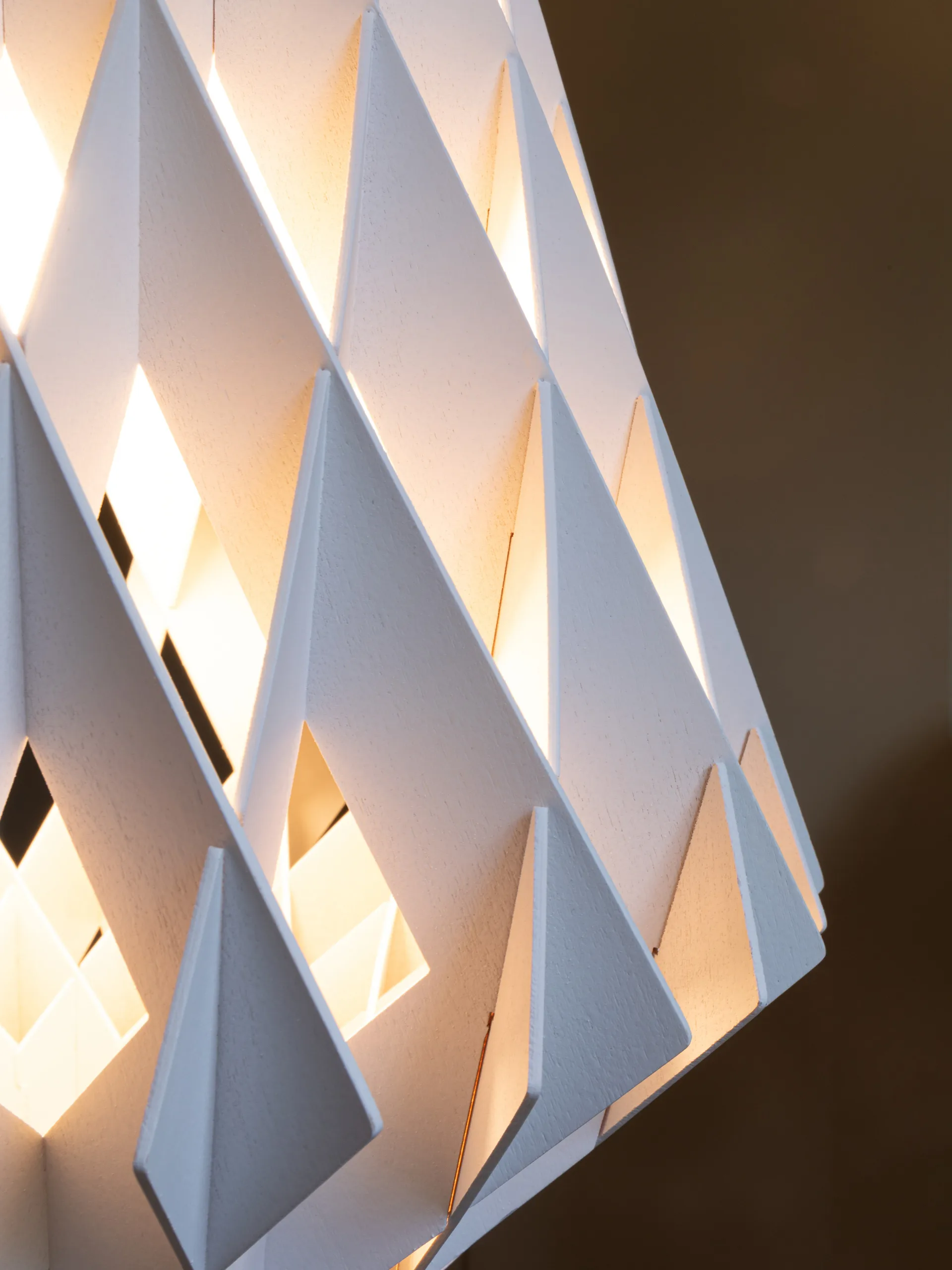 Lampa podłogowa Pilke Signature Ø28 cm, Biały Pilke