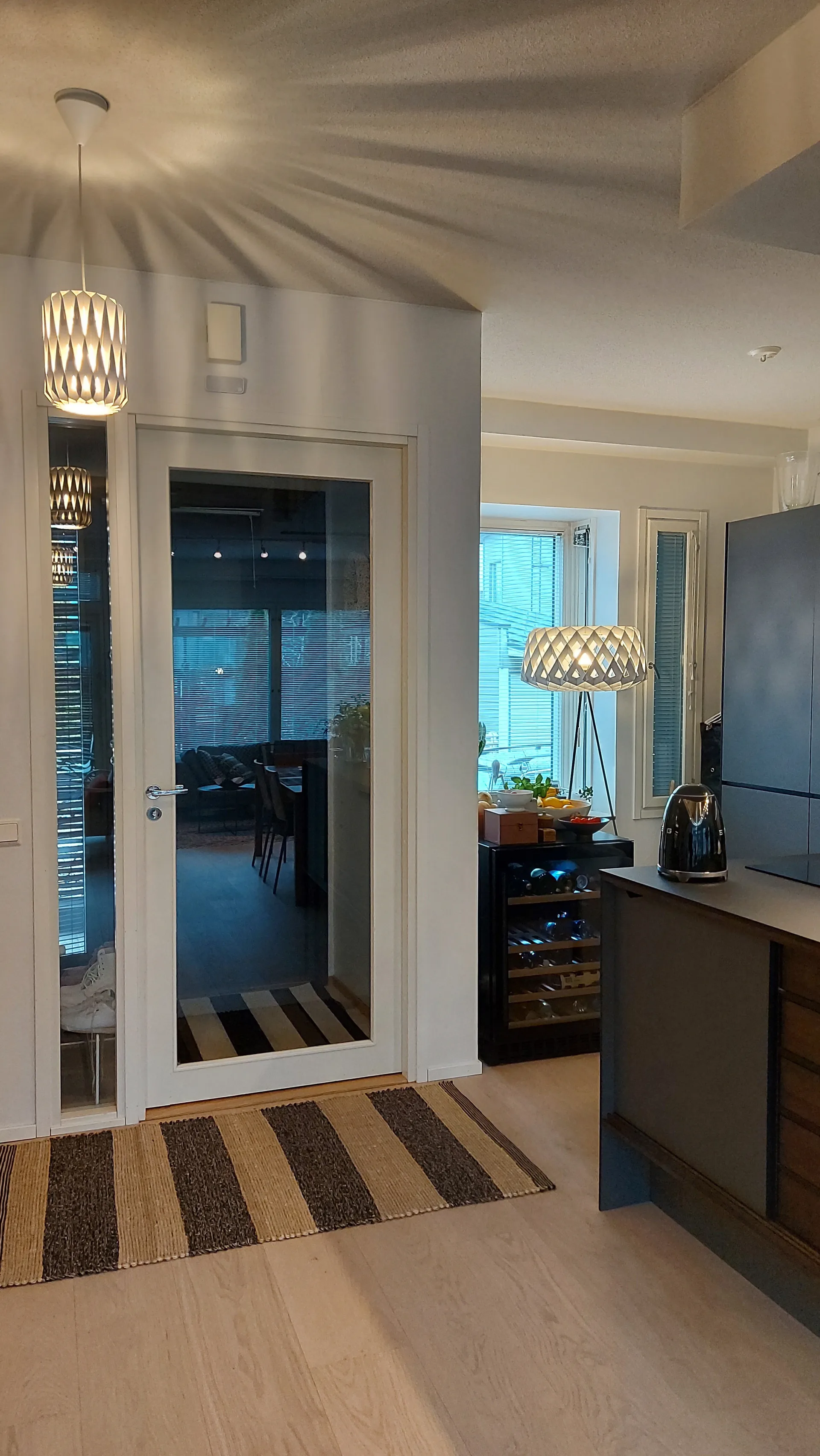 Lampa wisząca Pilke Signature Ø18 cm, Biały Pilke