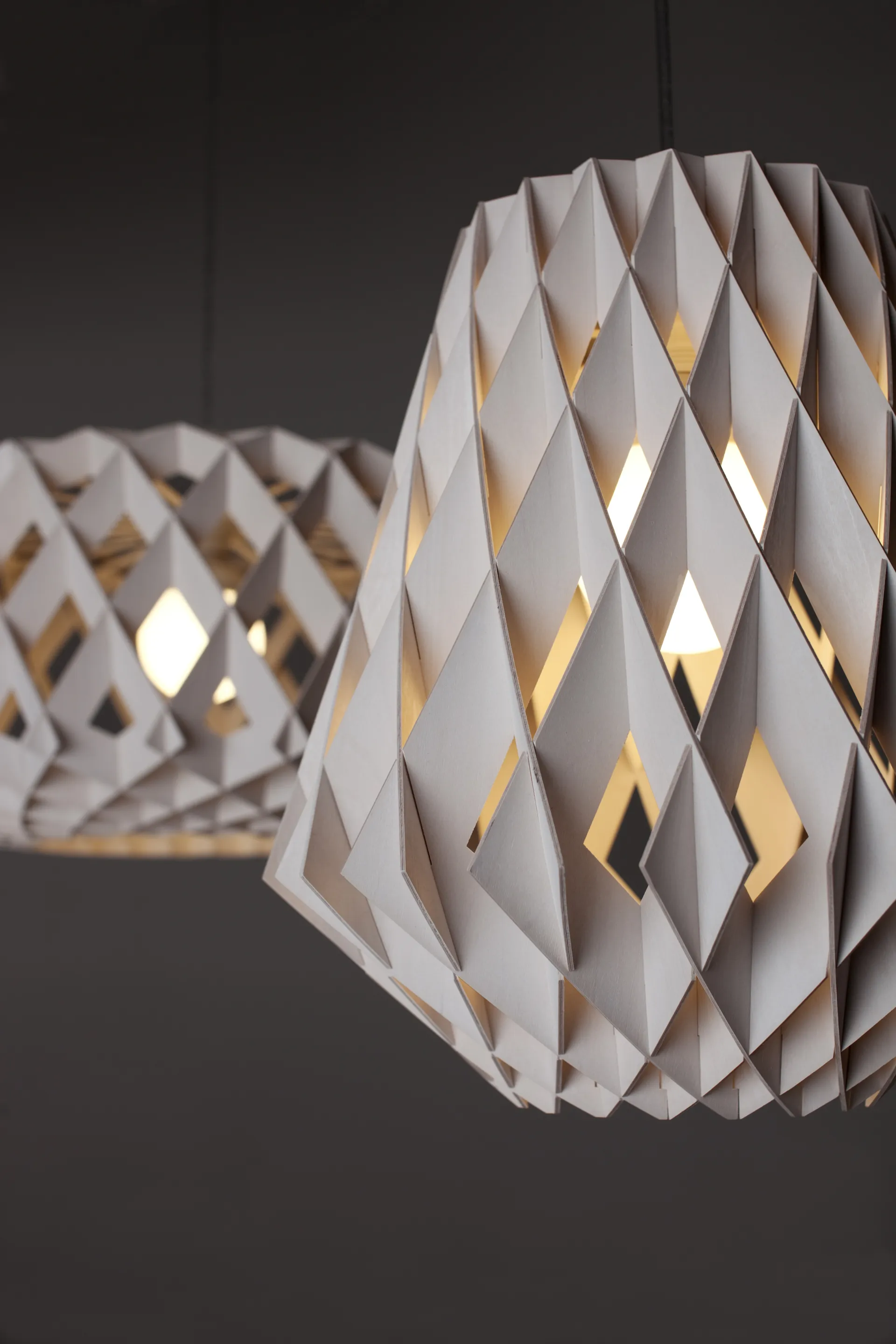 Lampa wisząca Pilke Signature Ø28 cm, Biały Pilke