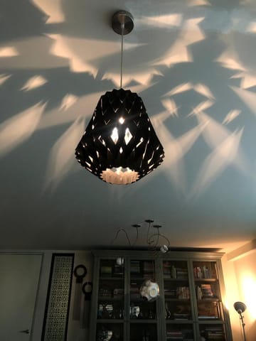 Lampa wisząca Pilke Signature Ø28 cm - Czarny - Pilke