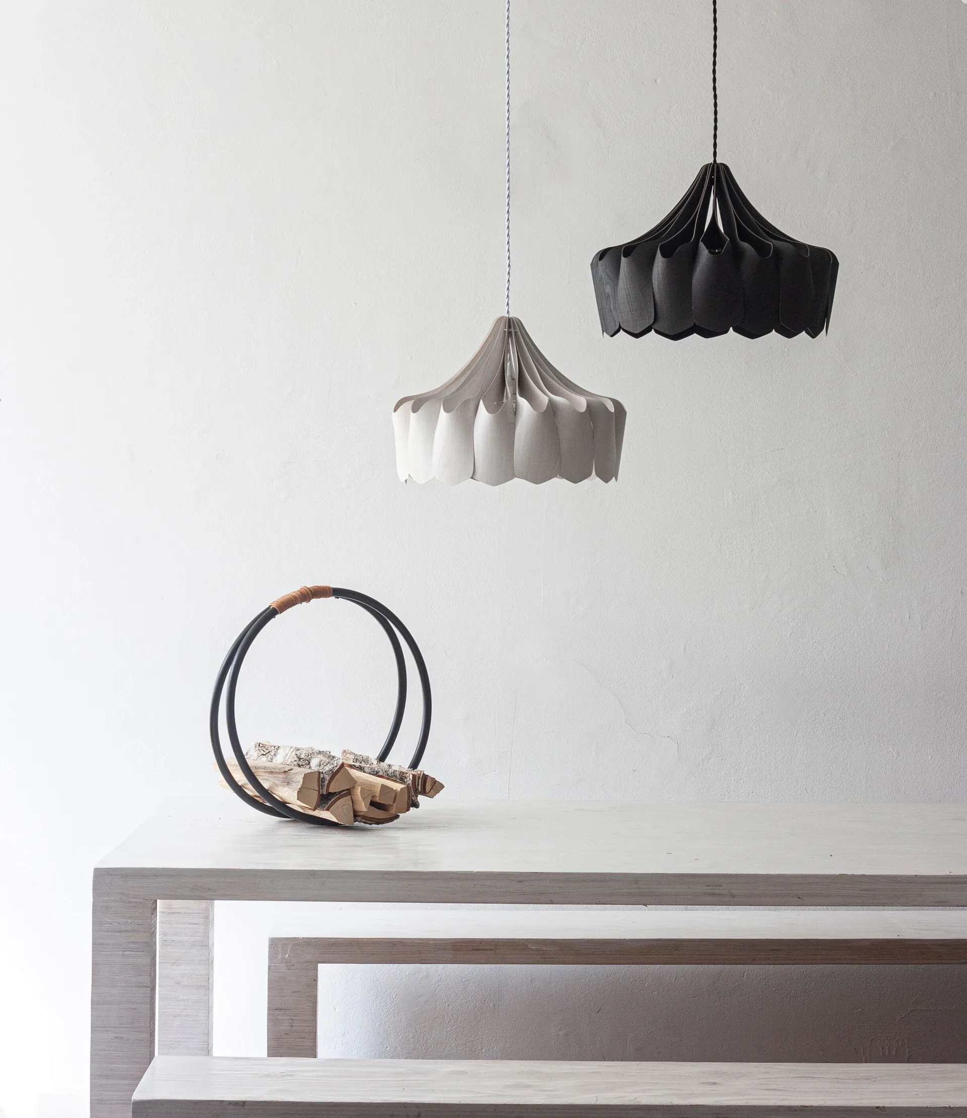 Lampa wisząca Pioni S Ø38 cm, Biały Pilke