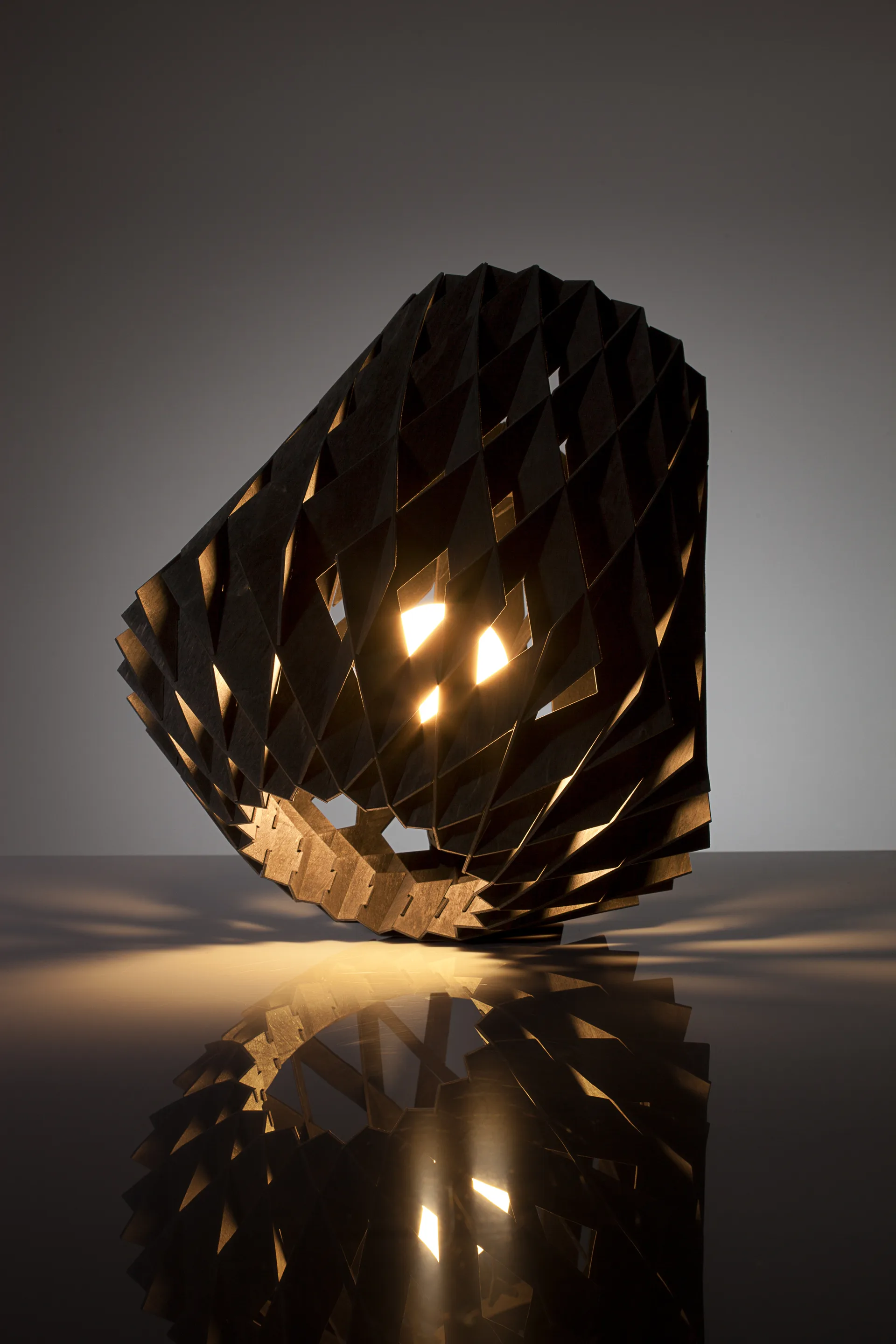 Pilke Signature lampa stołowa Ø28 cm, Czarny Pilke