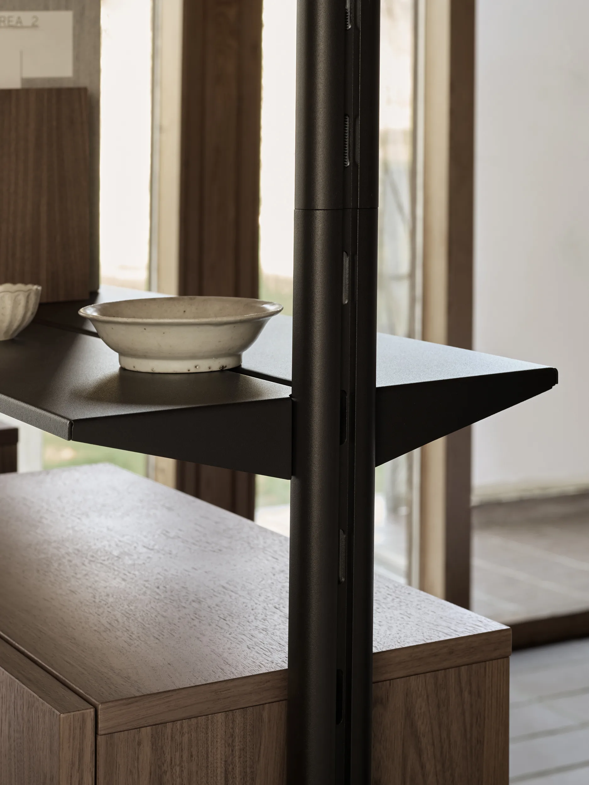 System półek Pira G2 F C A Black/Walnut 240–247 cm,  Pira