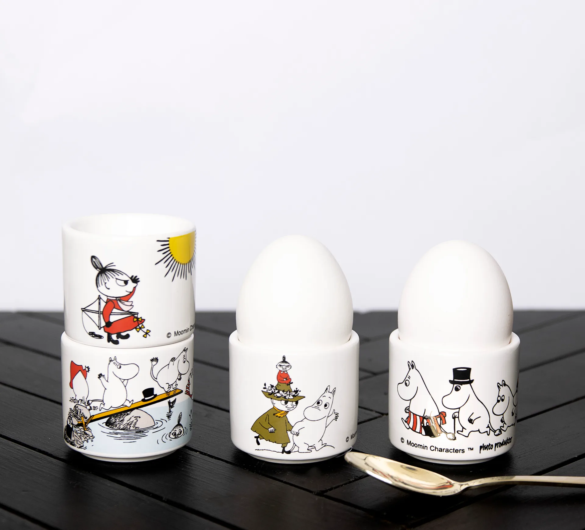 Kieliszek na jajko Muminek 4 szt., Biały z motywem Pluto Design