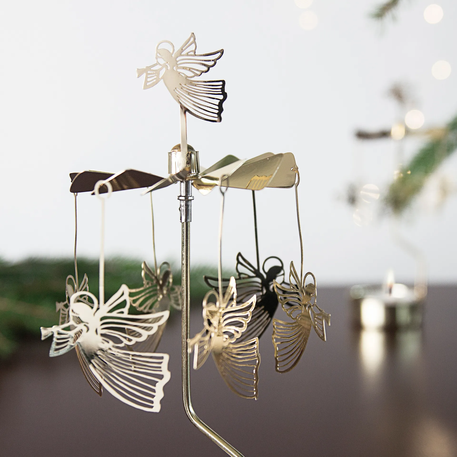 Świecznik karuzela - Latający Anioł, Złoty Pluto Design