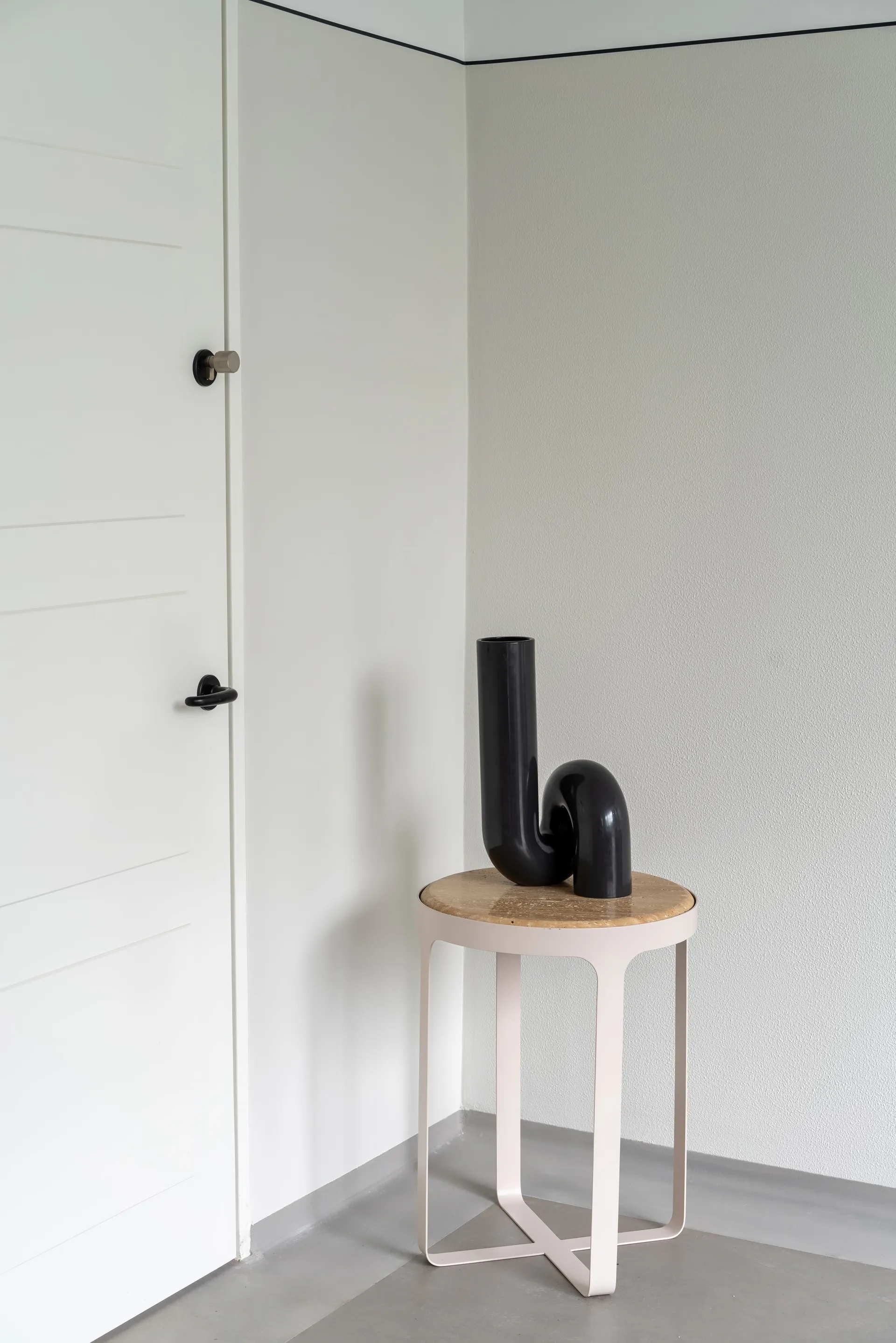 Wazon Yourtube 37 cm, Czarny POLSPOTTEN