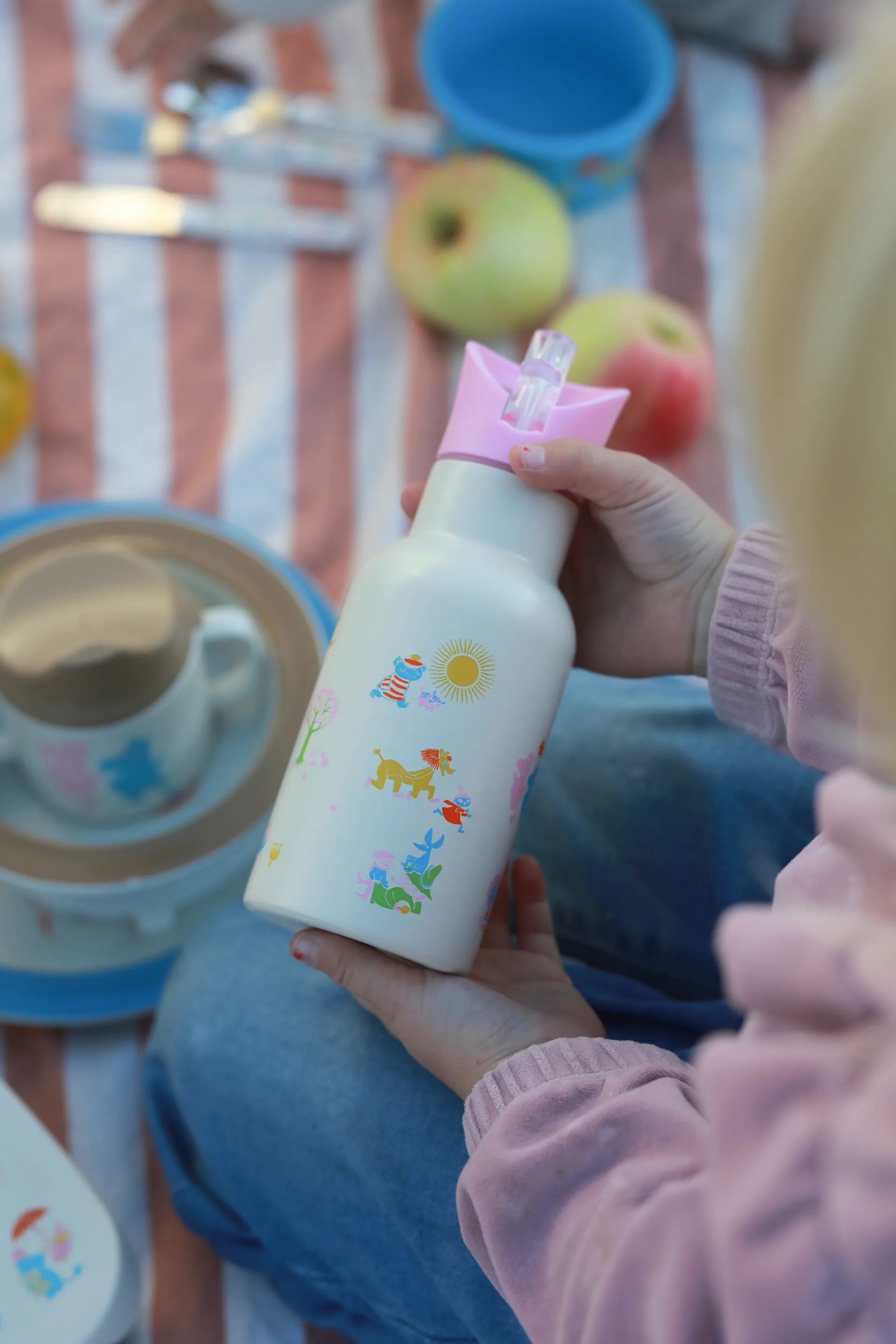 Mumin 80 butelka na wodę 340 ml, Beżowo-różowy Rätt Start