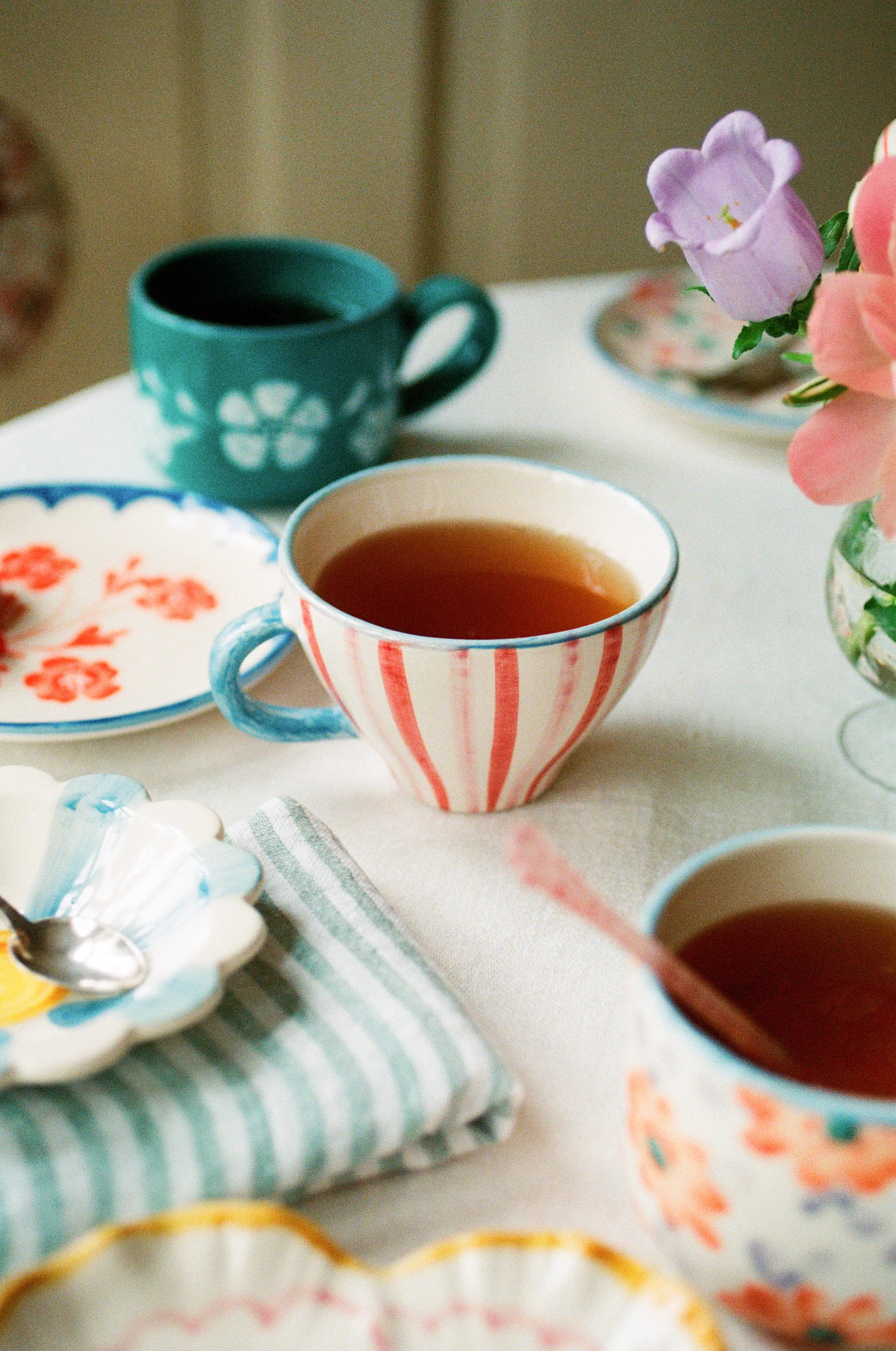 Ceramiczna filiżanka do herbaty Rice, Stripes RICE