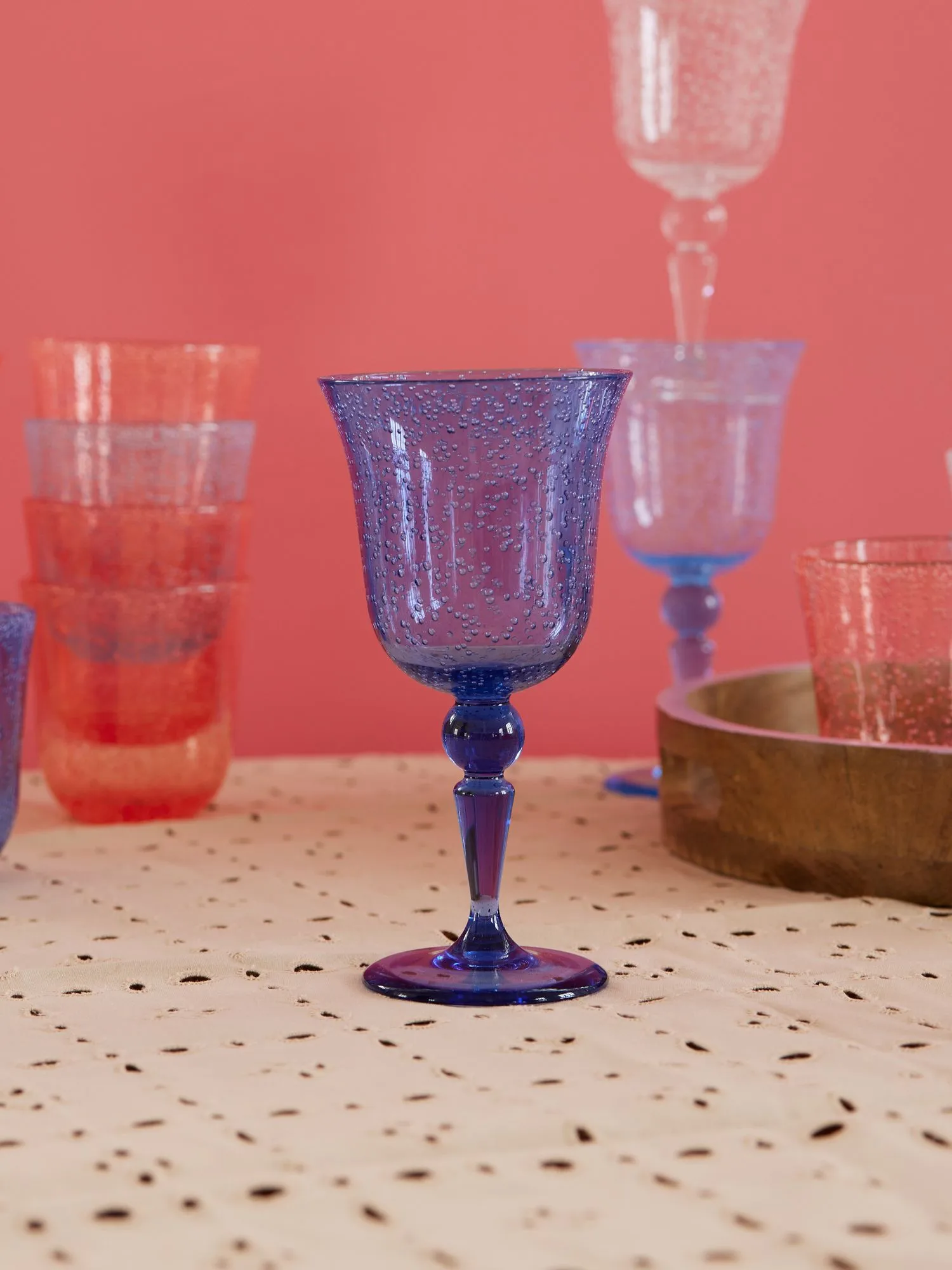 Rice kieliszek do wina z fakturą bąbelkową 360 ml, Blue RICE