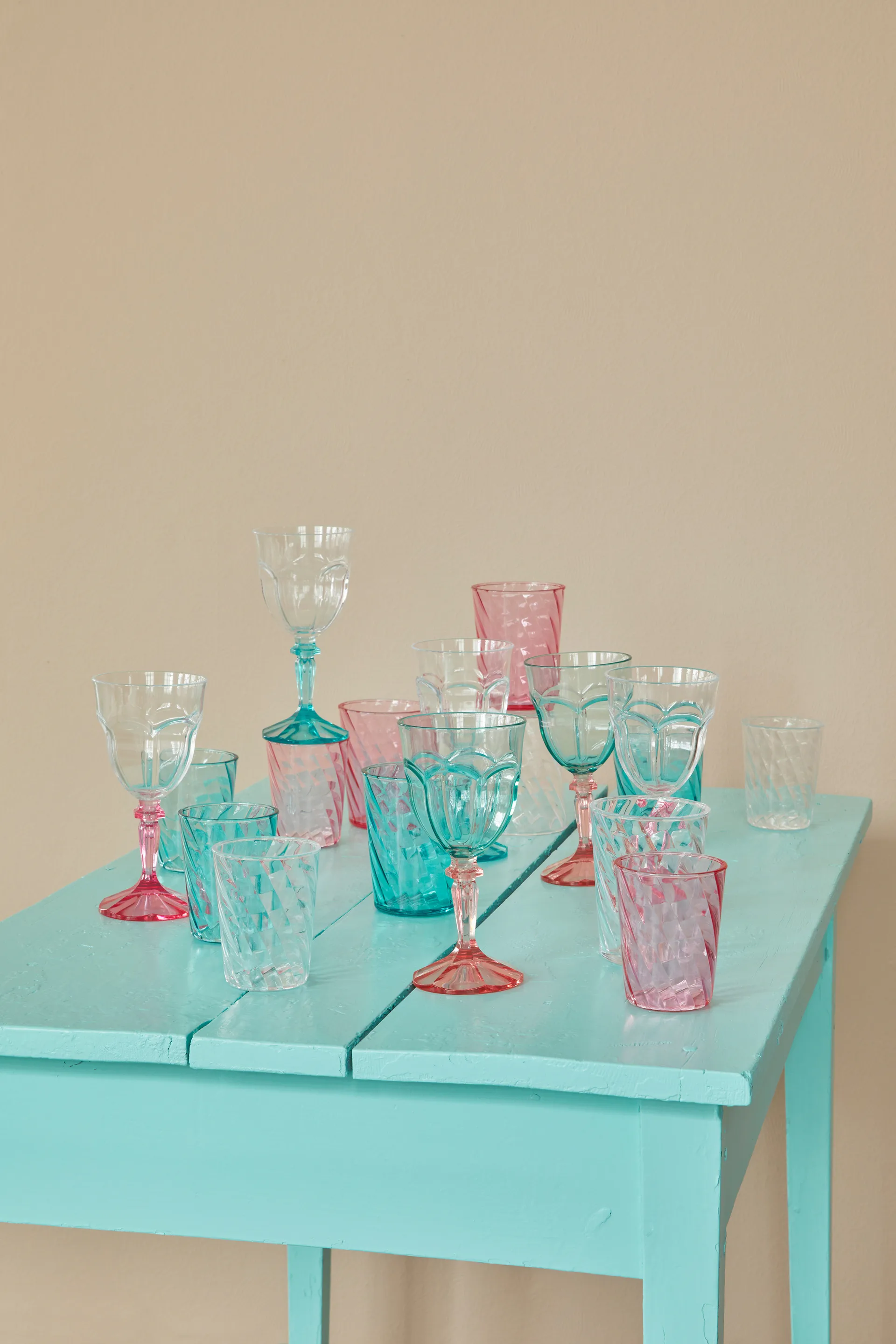 Szklanka akrylowa Rice Twisted Swirl 34 cl, Pink RICE