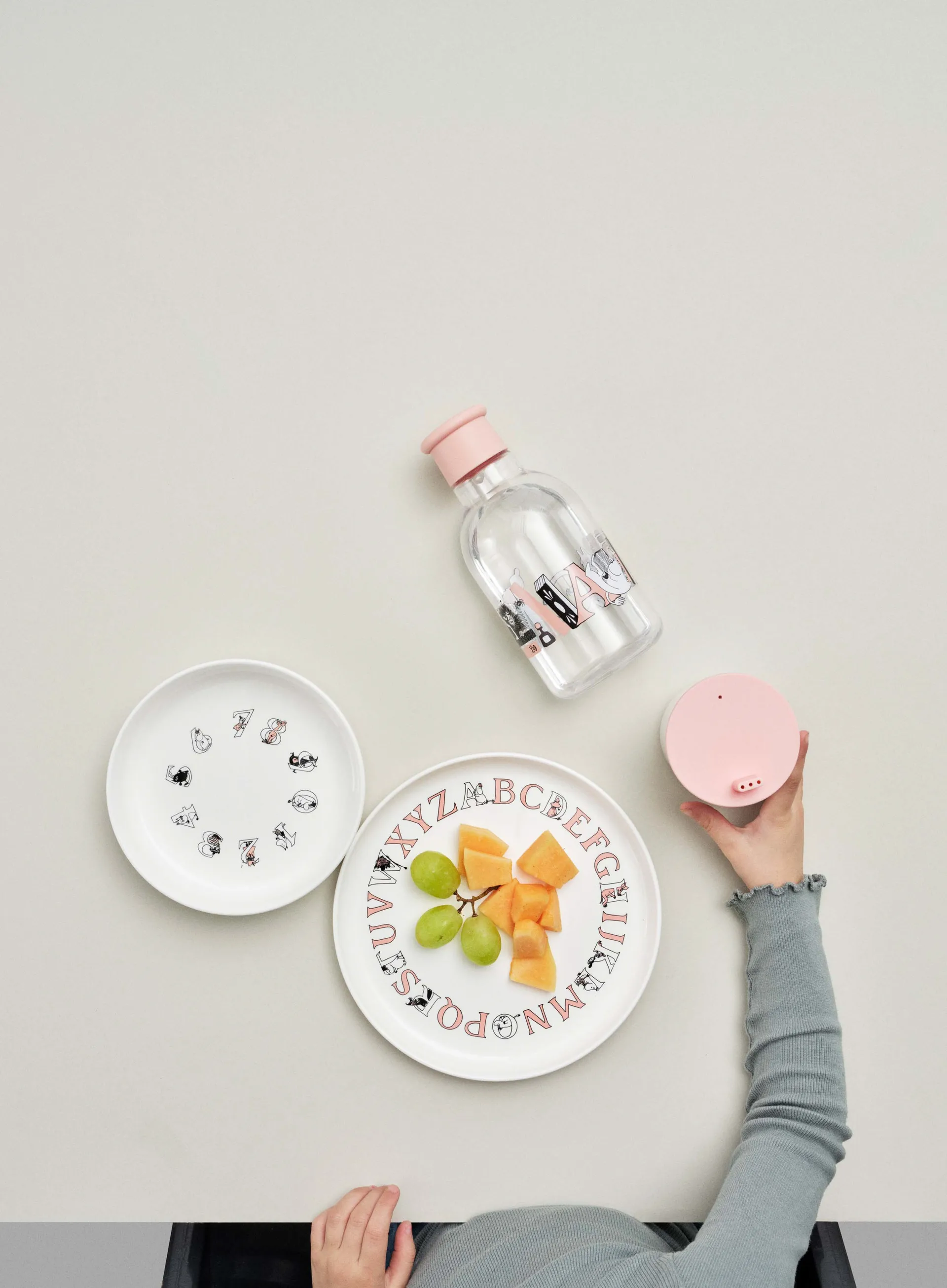 DRINK-IT Moomin ABC butelka na wodę 0,5 litra, Łosoś RIG-TIG