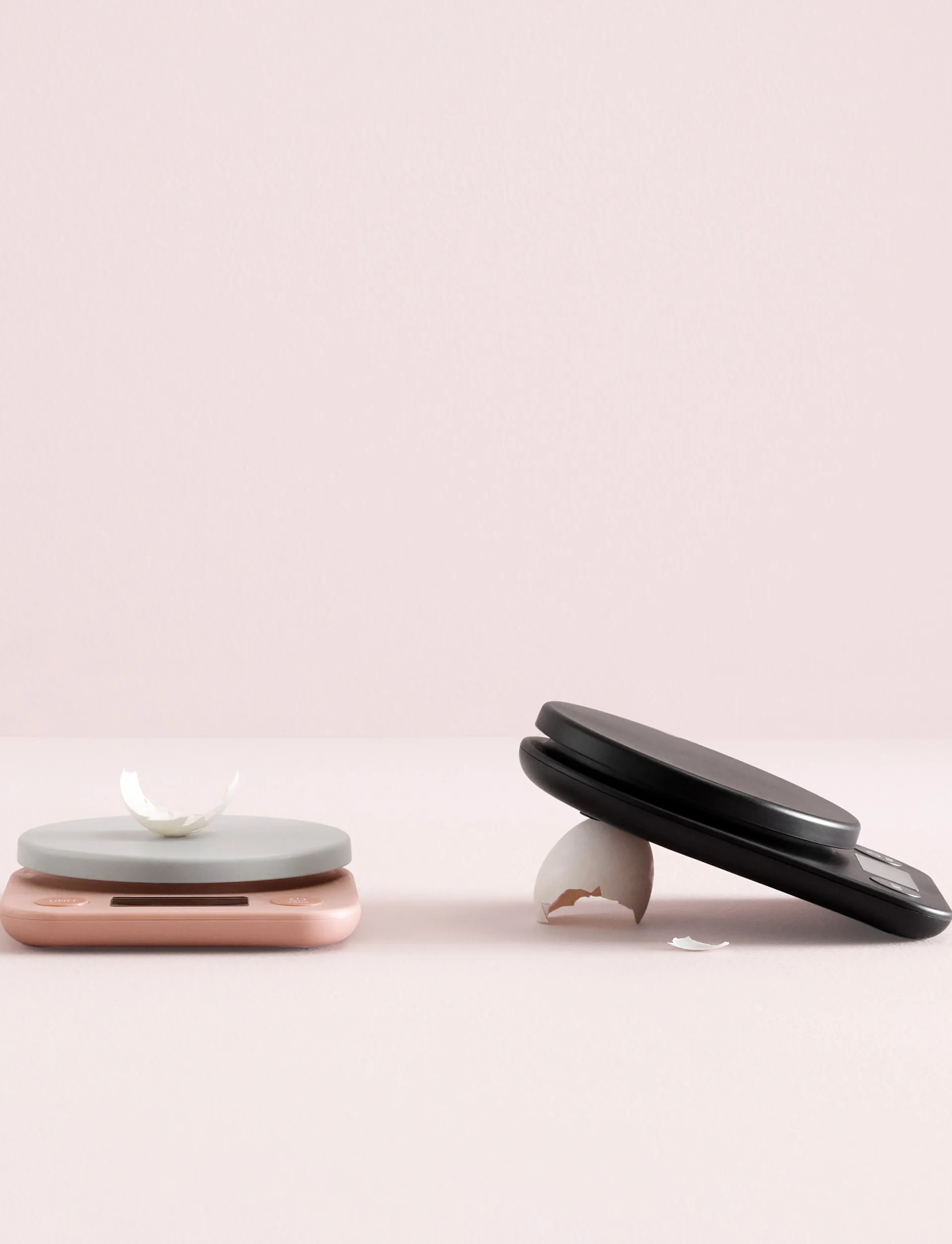 Waga kuchenna FOODIE, Black RIG-TIG