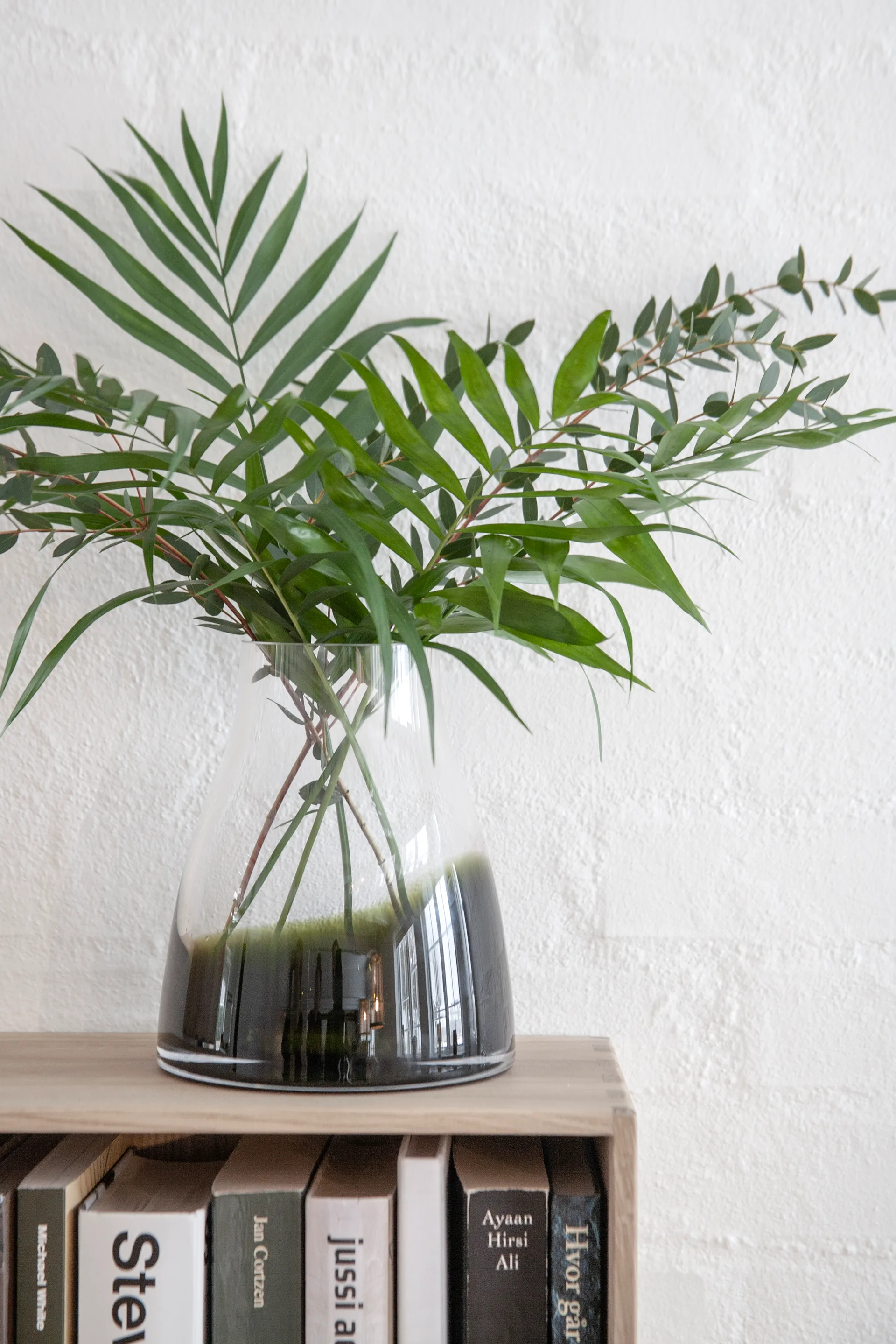 Wazon na kwiaty nr 2, Moss green Ro Collection