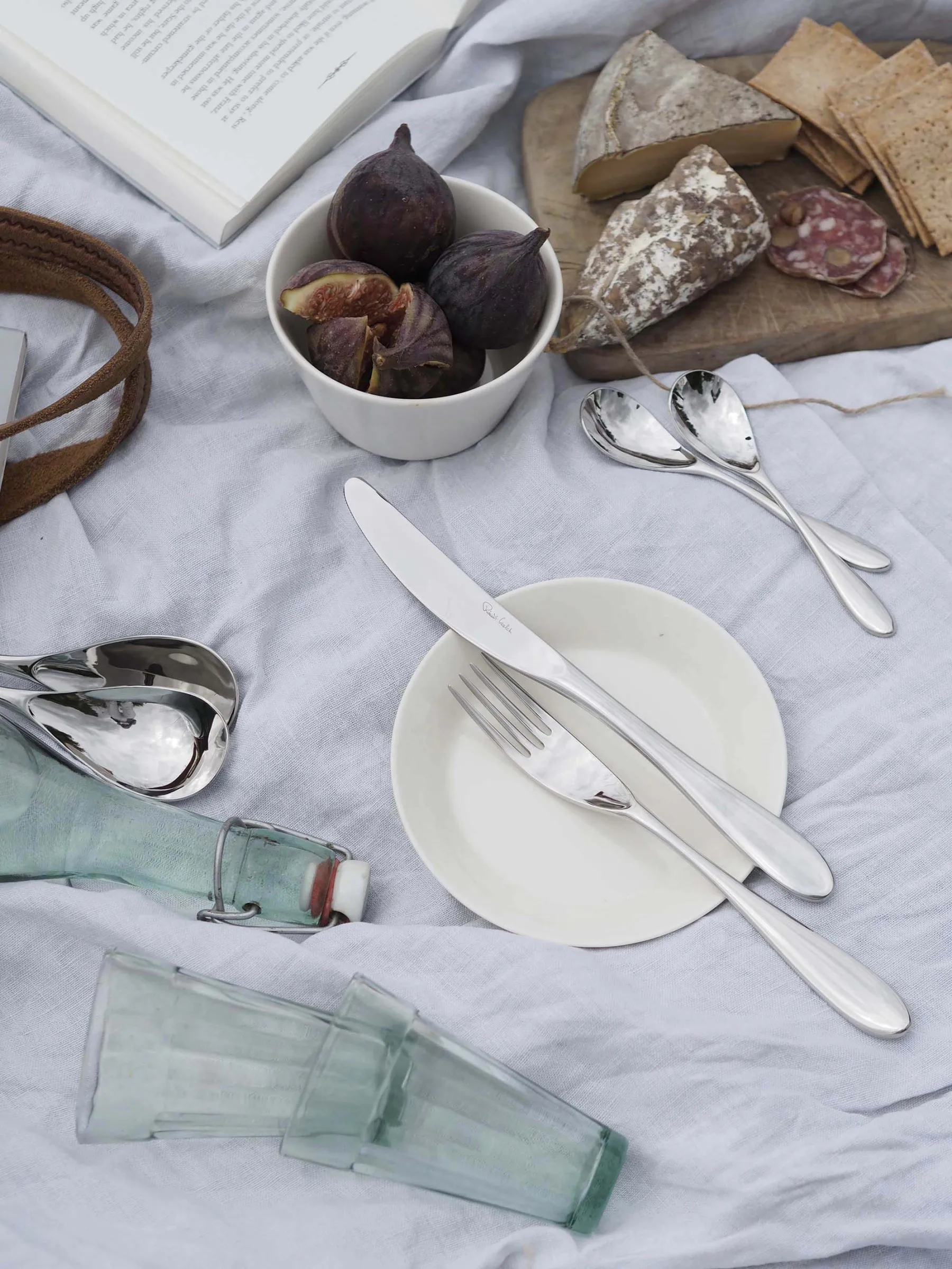 Zestaw sztućców Bourton Bright, 24 części Robert Welch