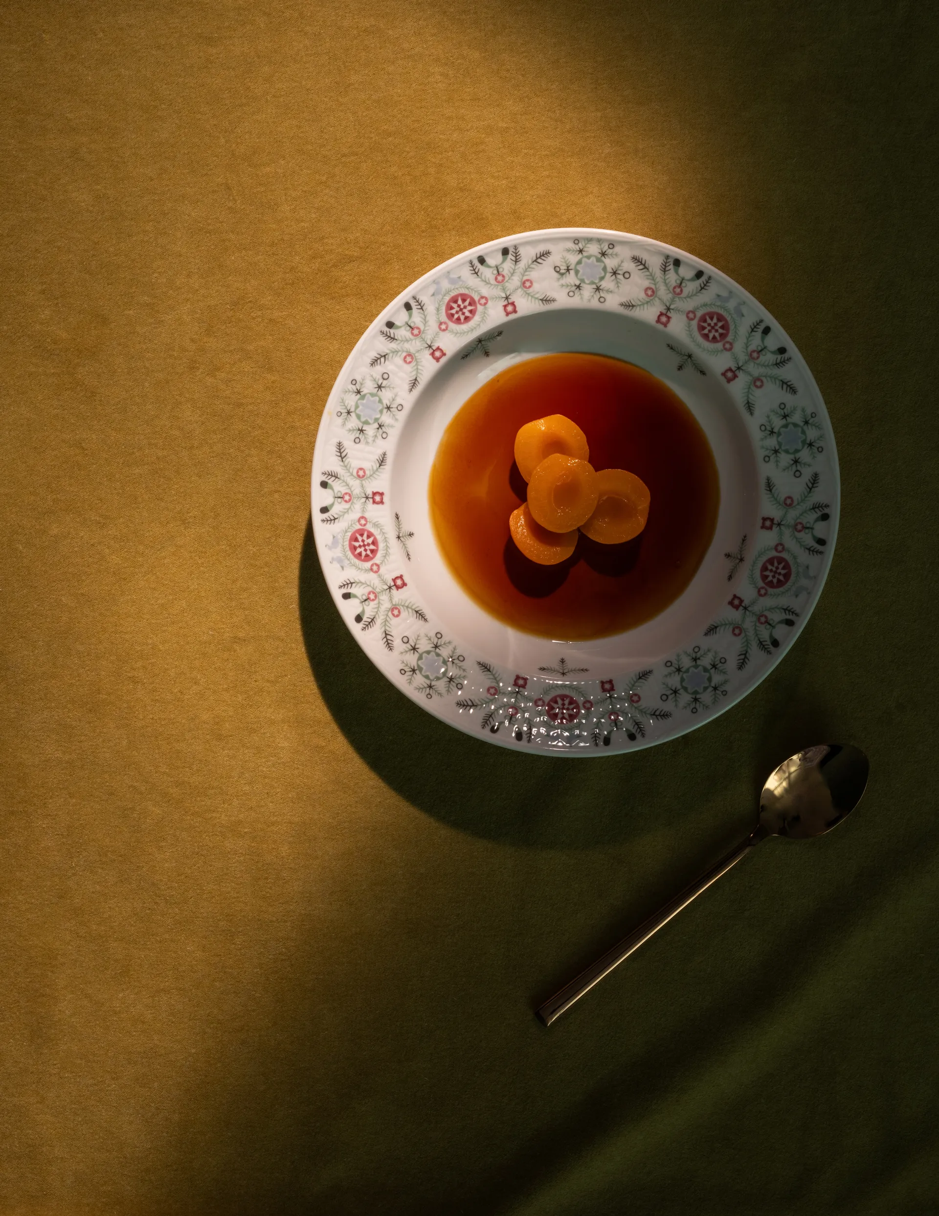 Głęboki talerz Swedish Grace Winter Ø25 cm, Biały Rörstrand