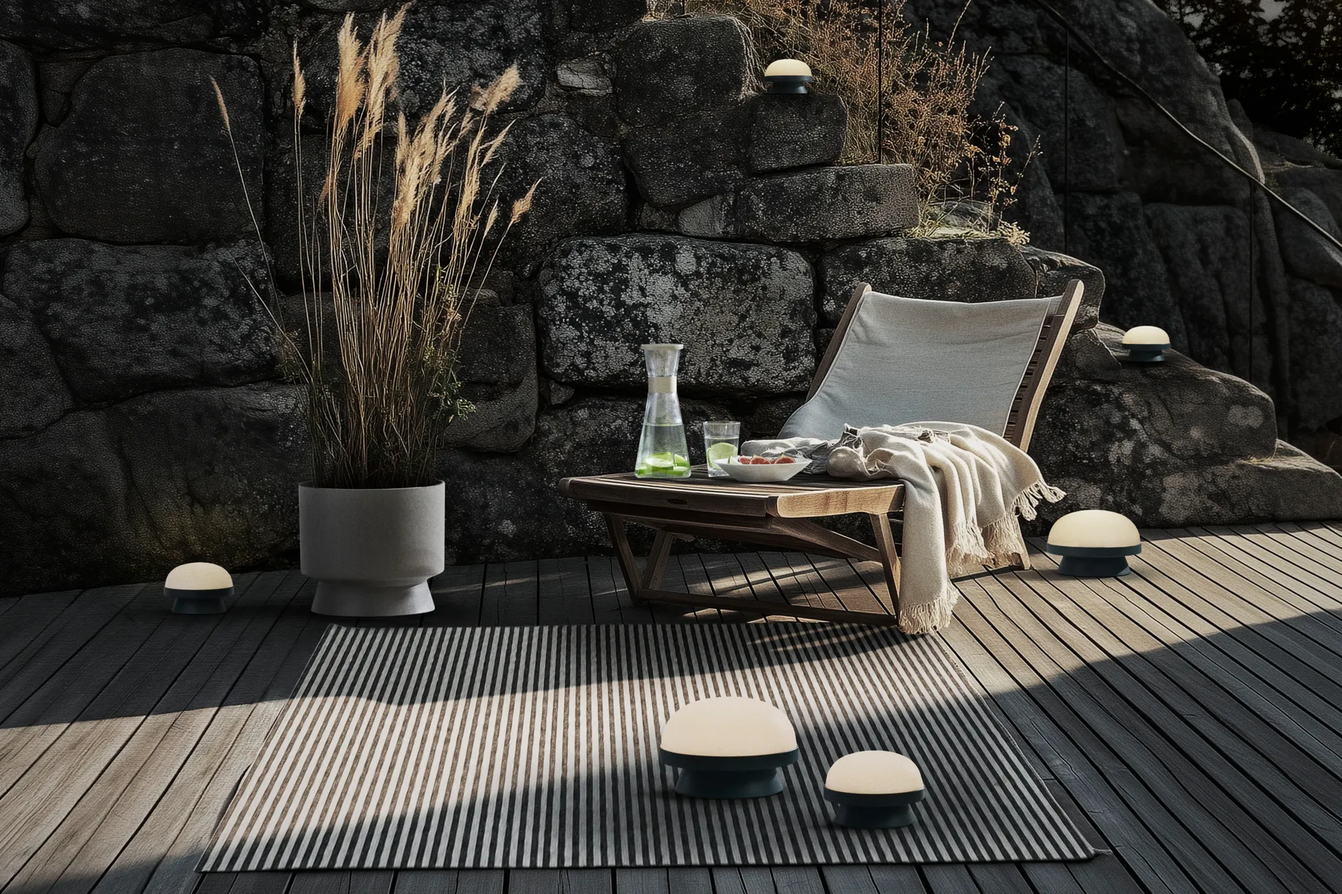 Lampa solarna Soft Spot Dots Ø11,5 cm, Forest green Rosendahl