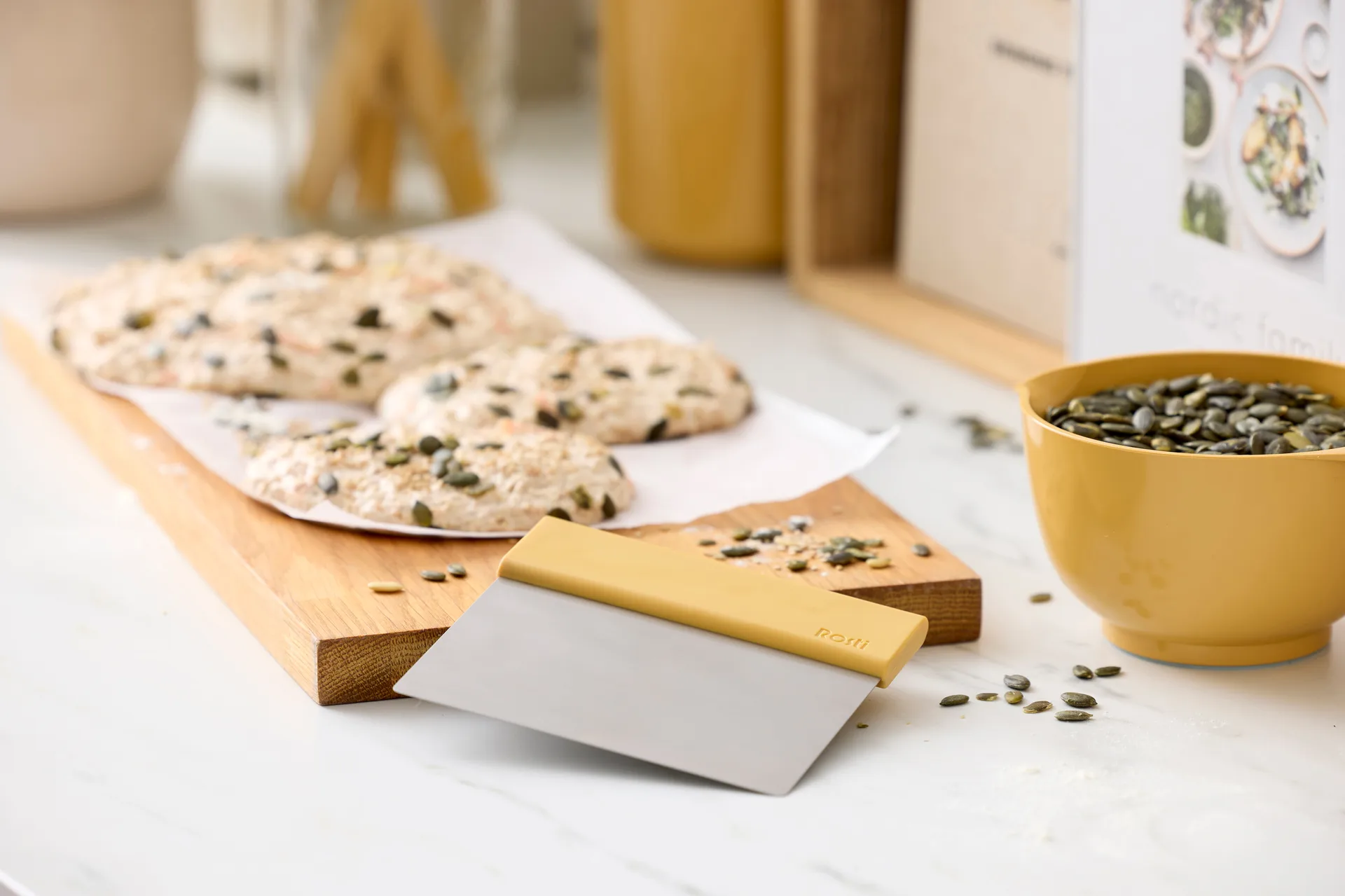 Emma krajalnica do ciasta, stalowa, Curry Rosti