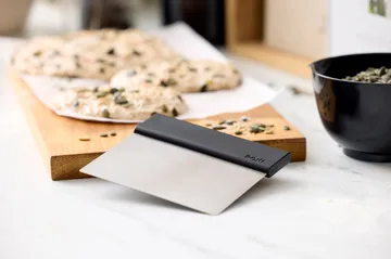 Emma krajalnica do ciasta, stalowa - Czarny - Rosti