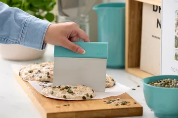 Emma krajalnica do ciasta, stalowa - Nordic green - Rosti