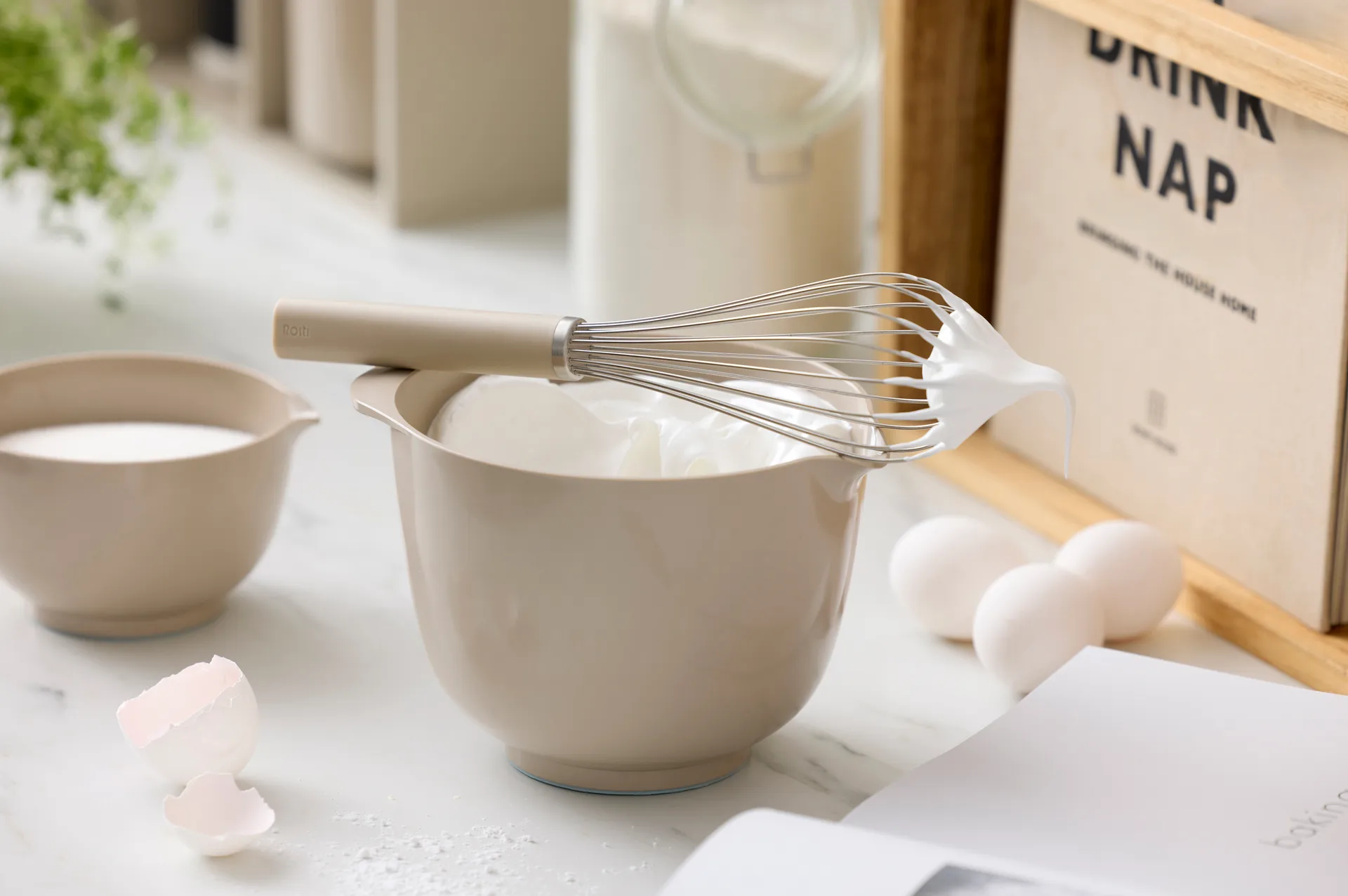 Emma trzepaczka balonowa stal 27 cm, Humus Rosti