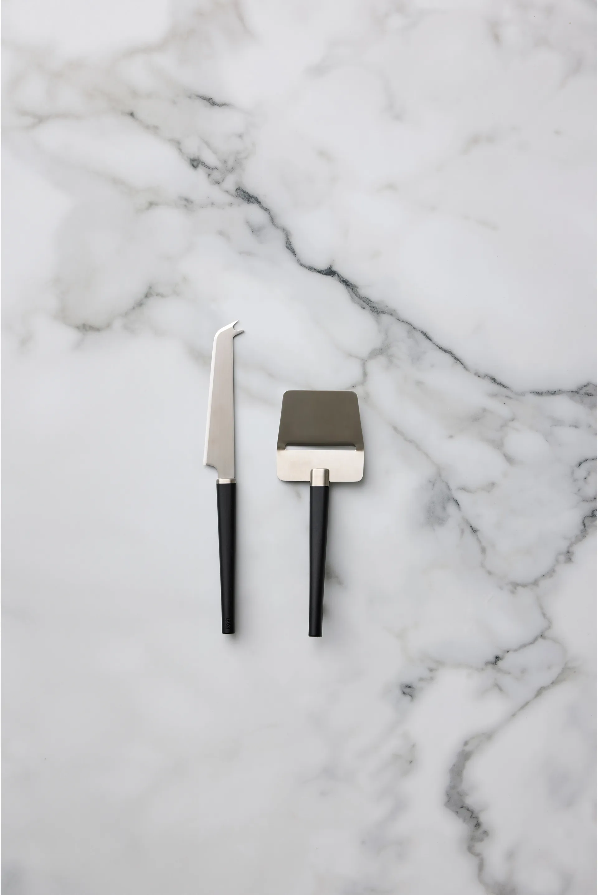 Zestaw serowy Emma, 2 części, Czarny Rosti